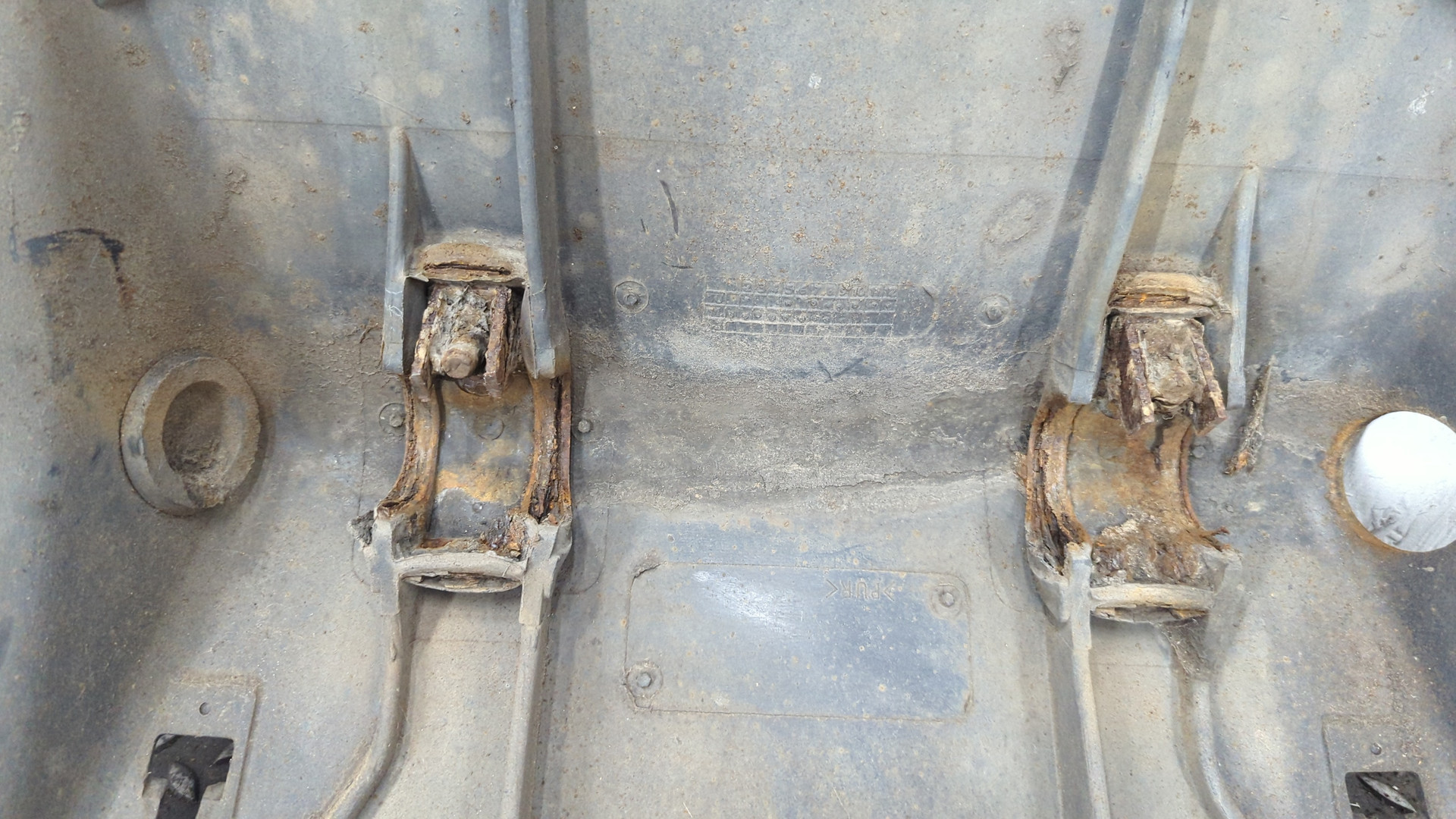 Крыло заднее правое