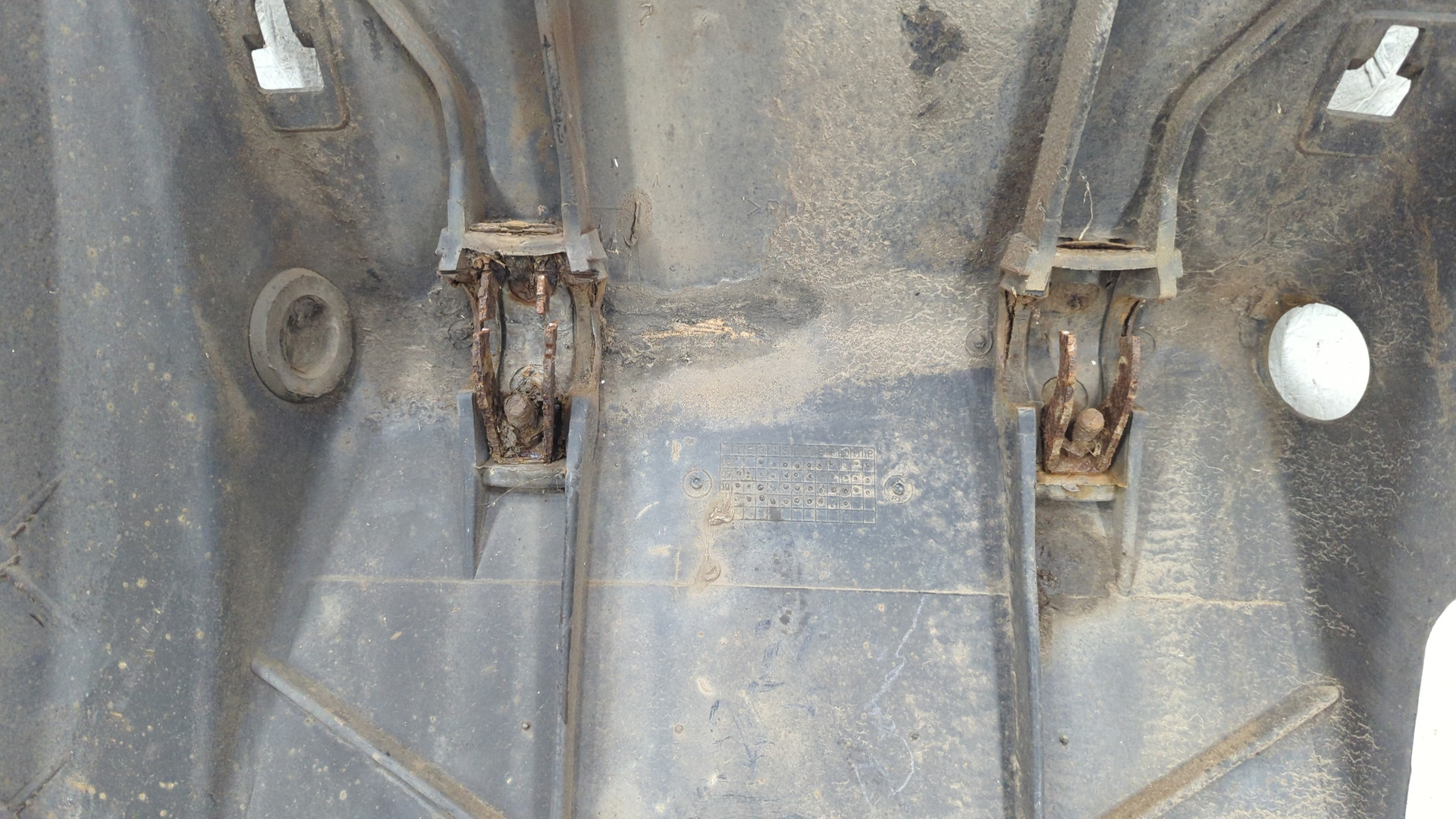 Крыло заднее левое