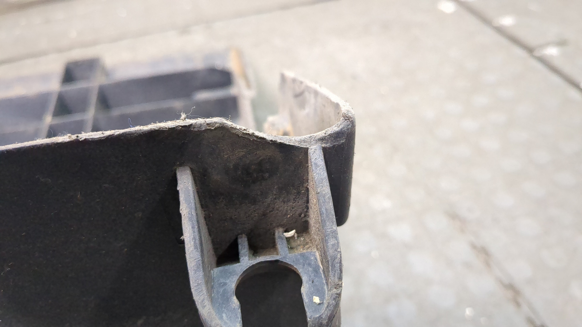 Крышка аккумулятора