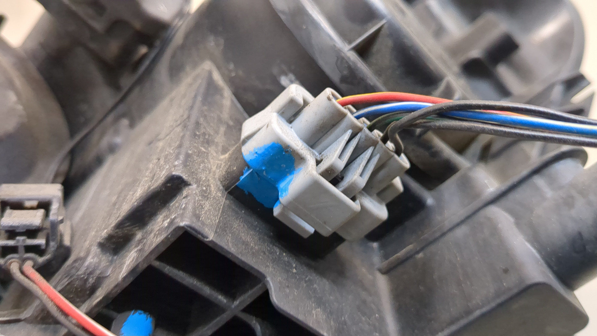 Фара правая