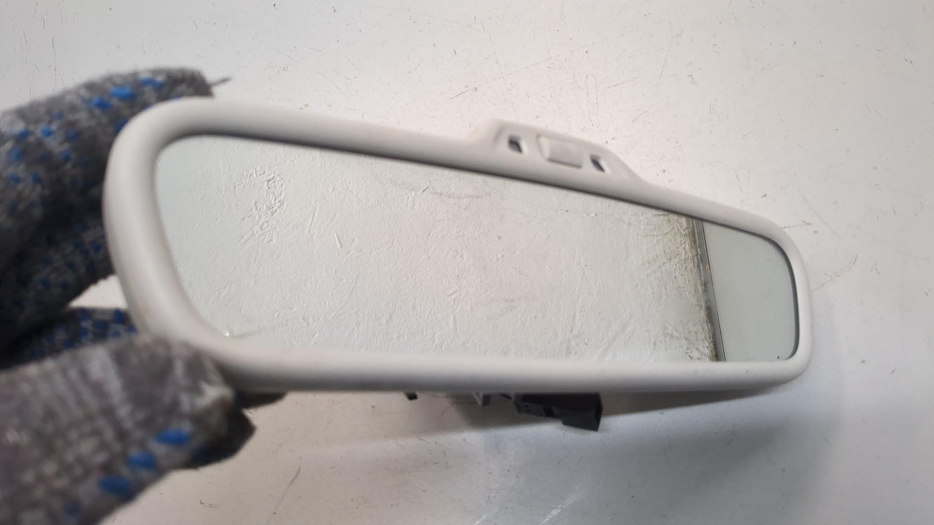 Зеркало заднего вида