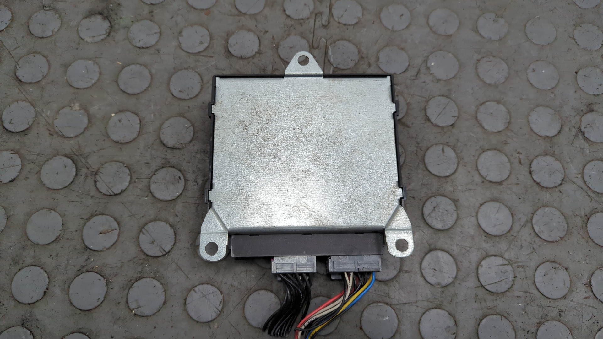 Блок управления подвеской