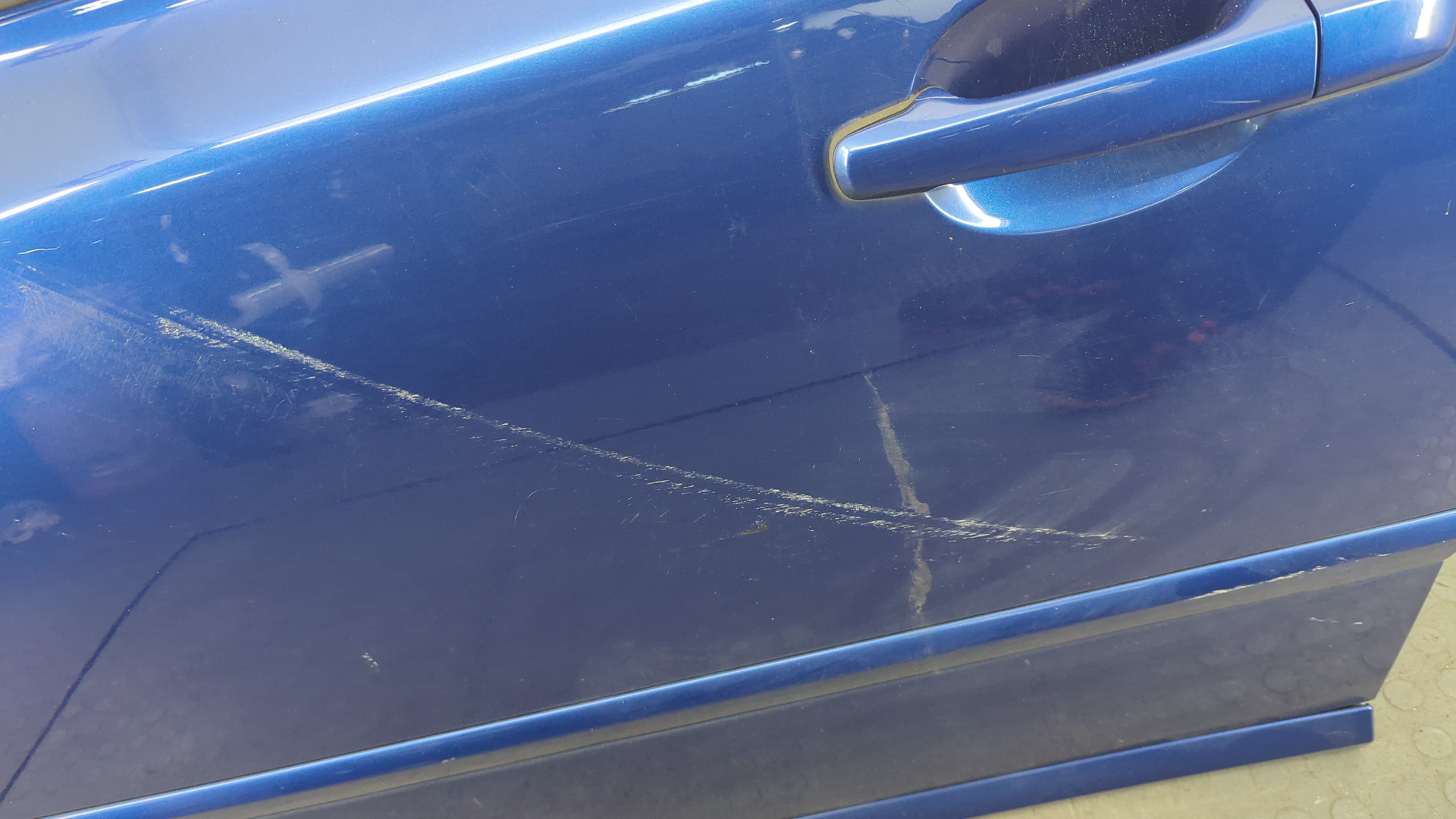 Дверь передняя левая