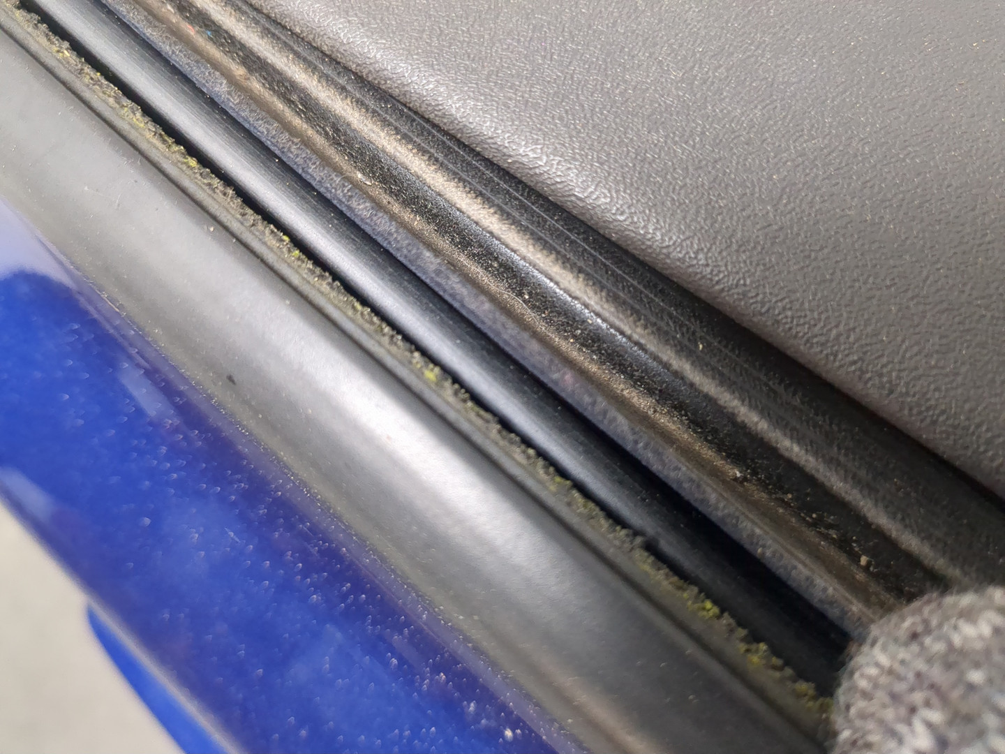 Дверь передняя правая