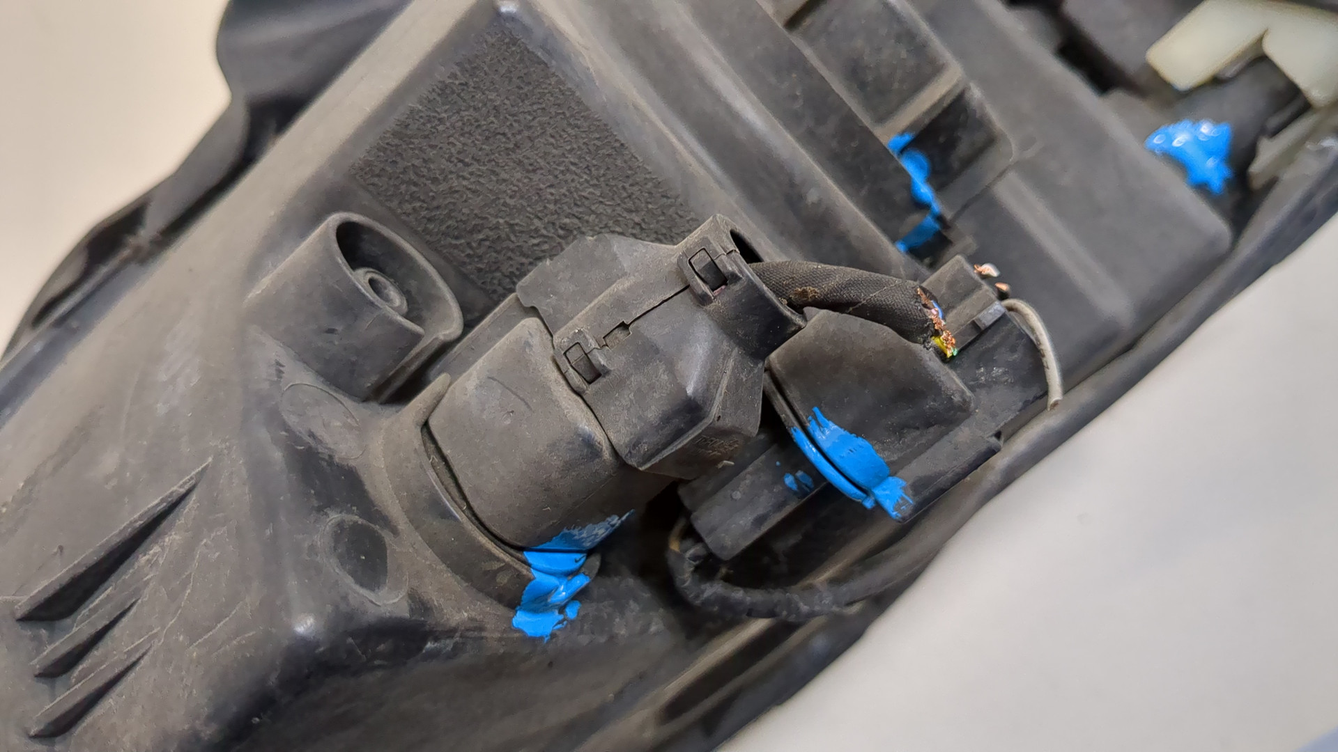 Фара правая