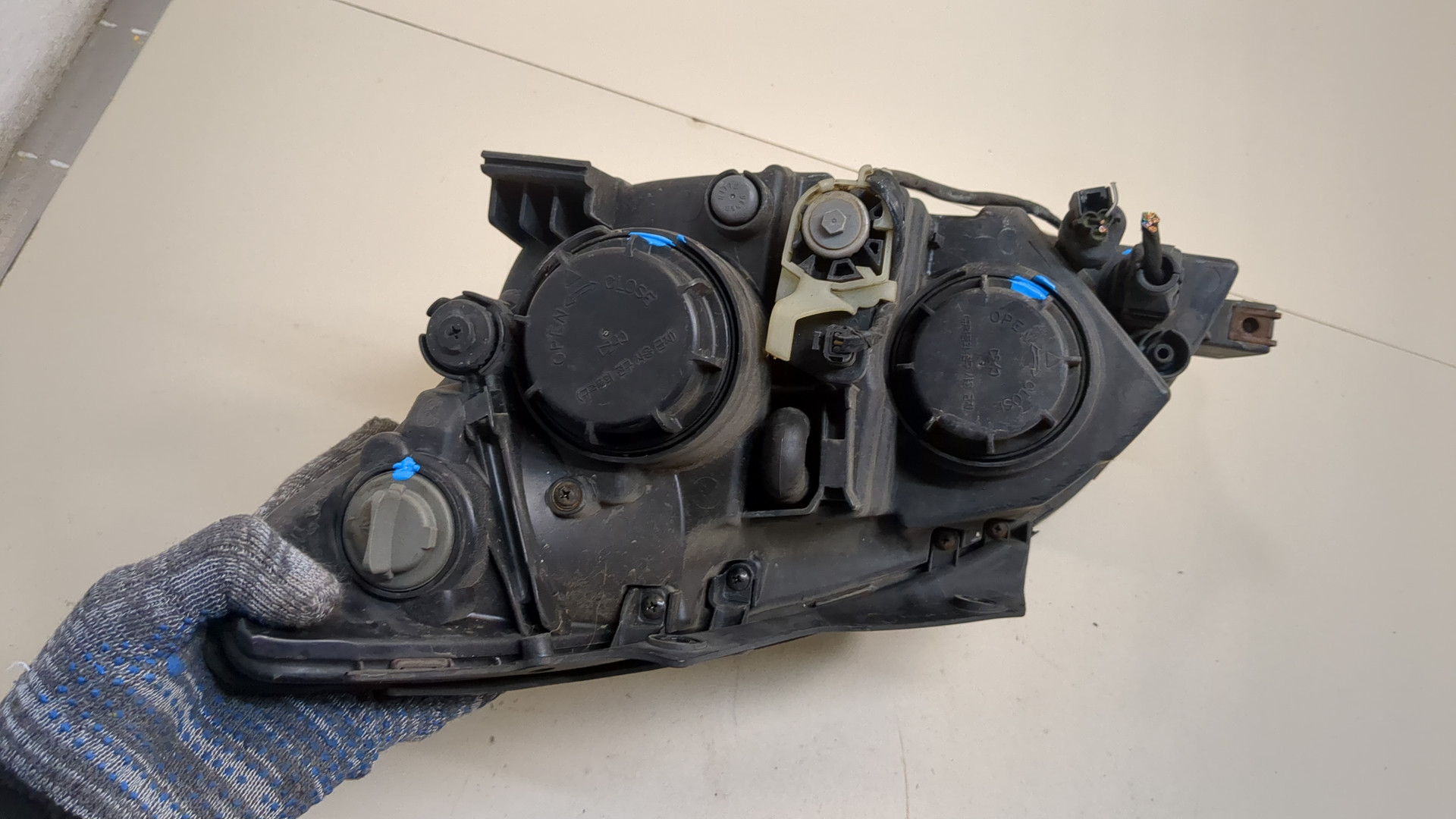 Фара правая