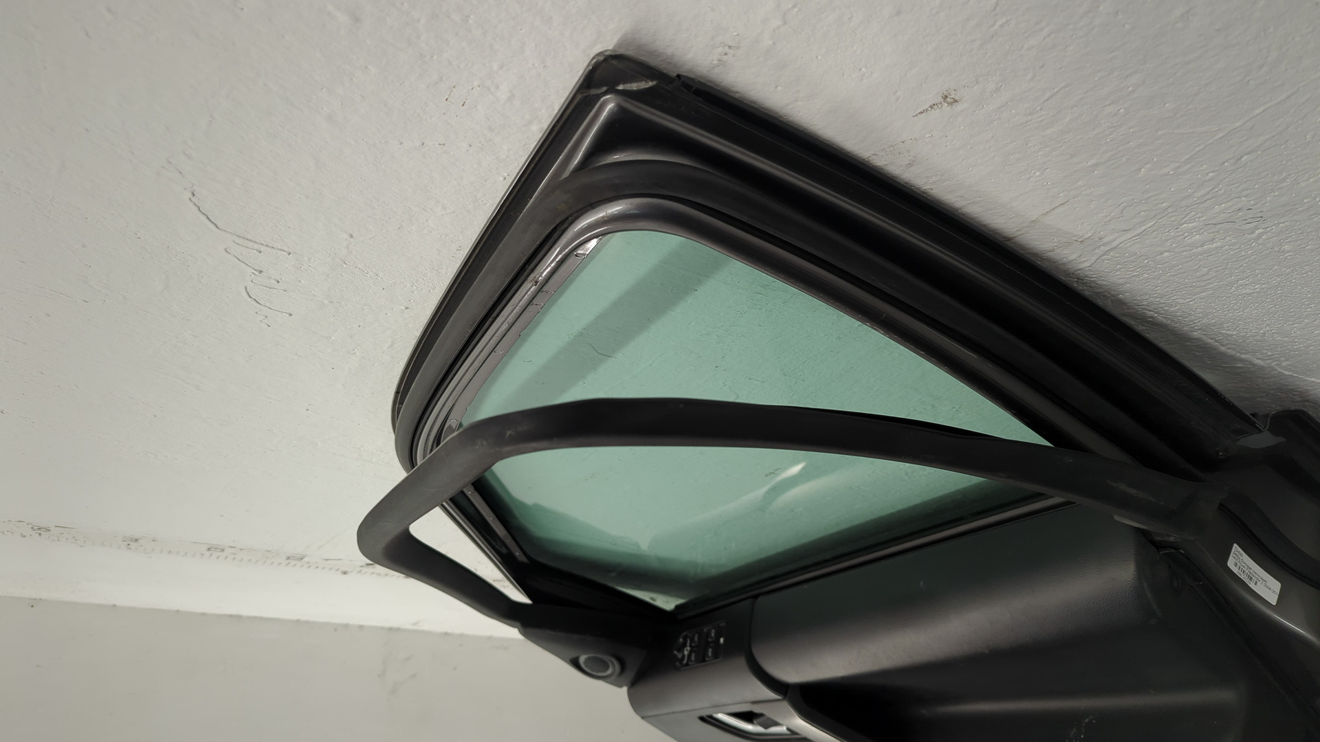 Дверь передняя правая