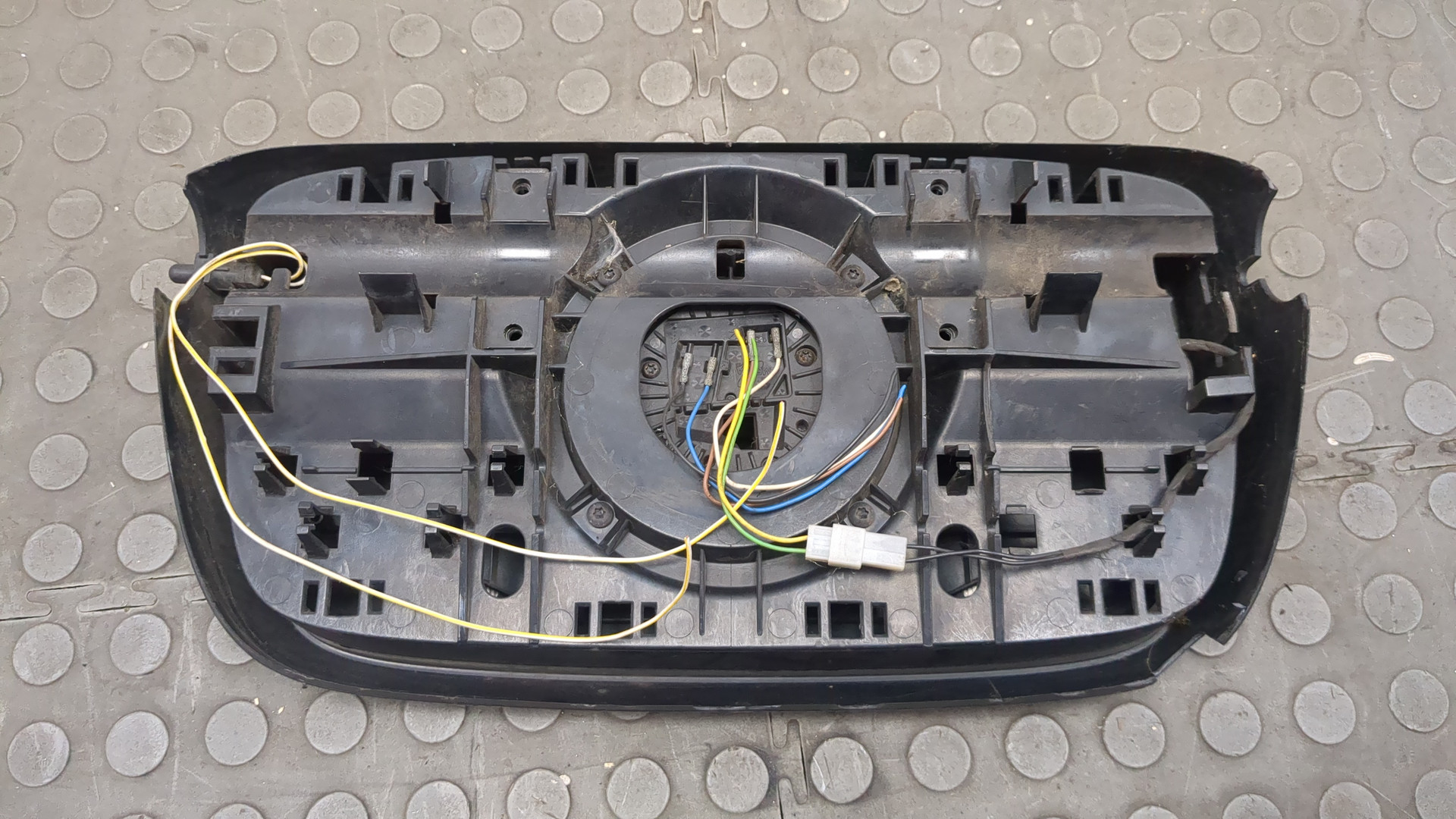 Зеркало заднего вида