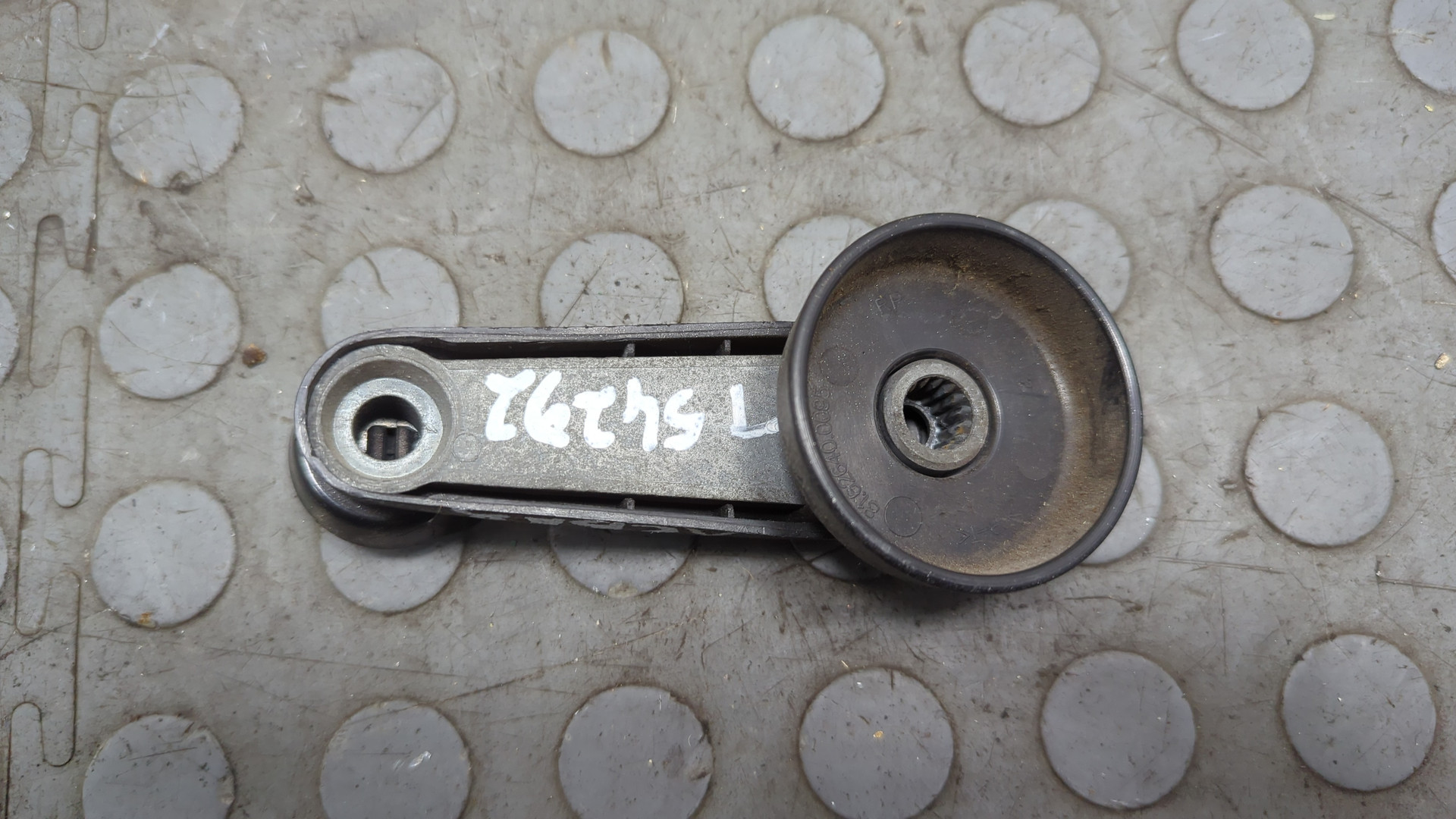 Ручка стеклоподъемника