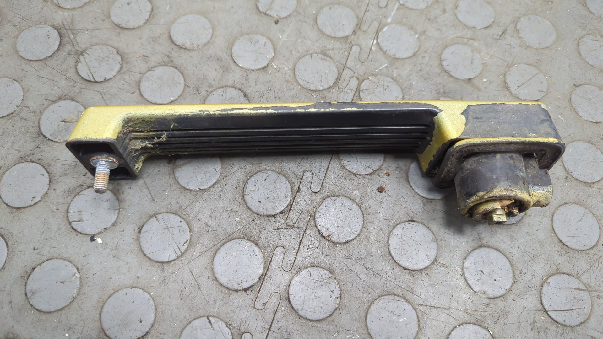 Ручка двери наружная