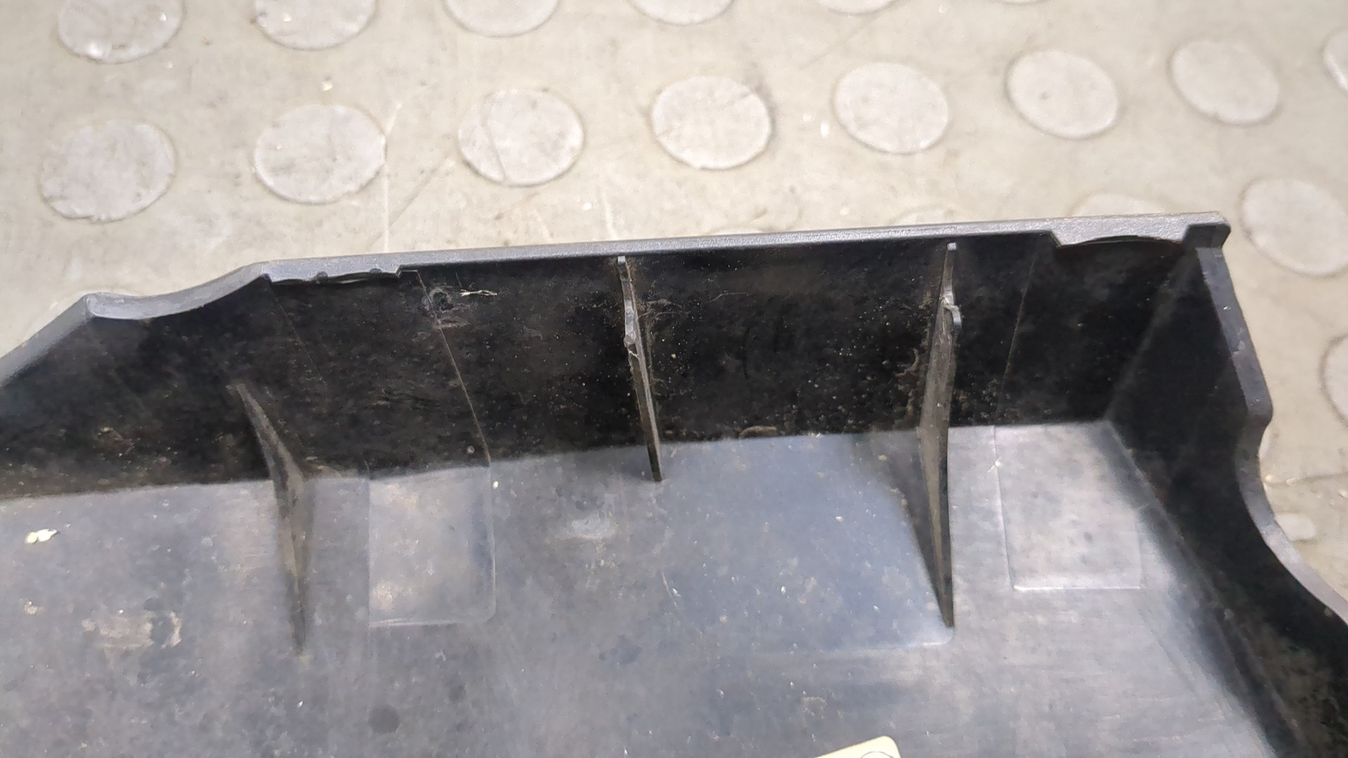 Молдинг крыши левый