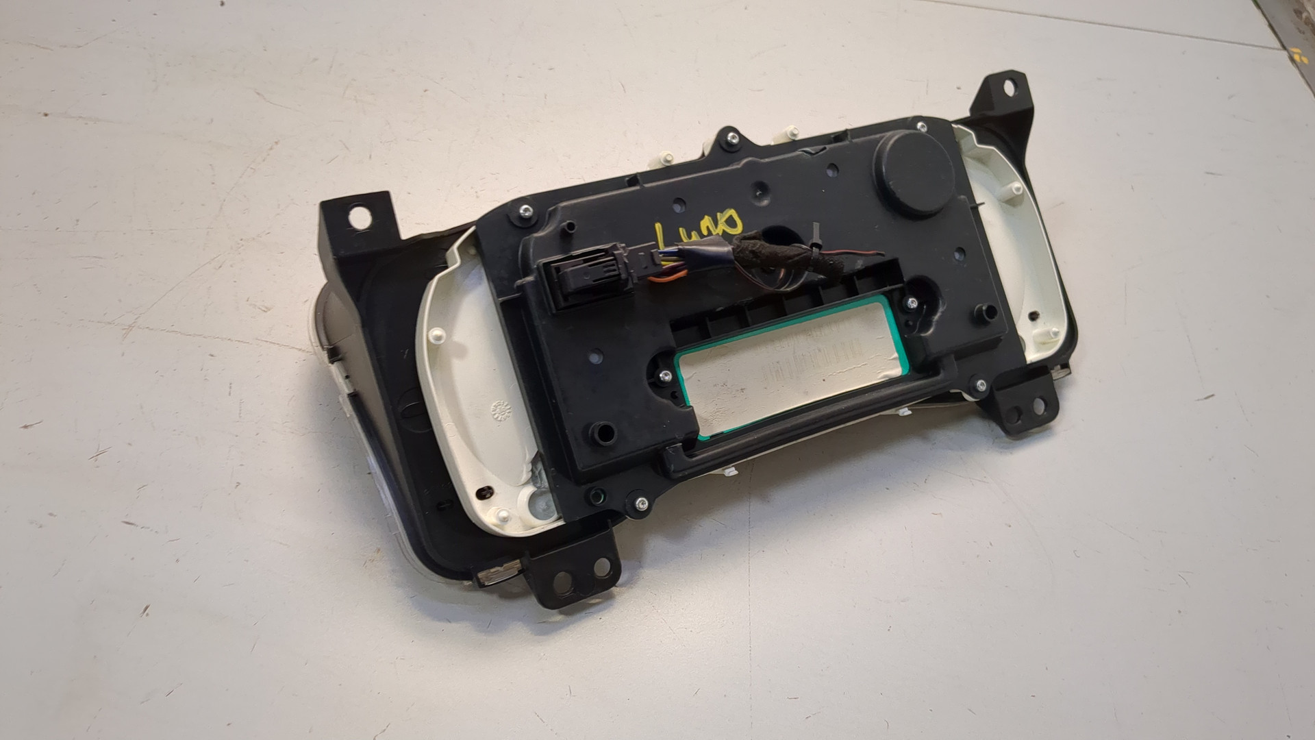 Панель приборов