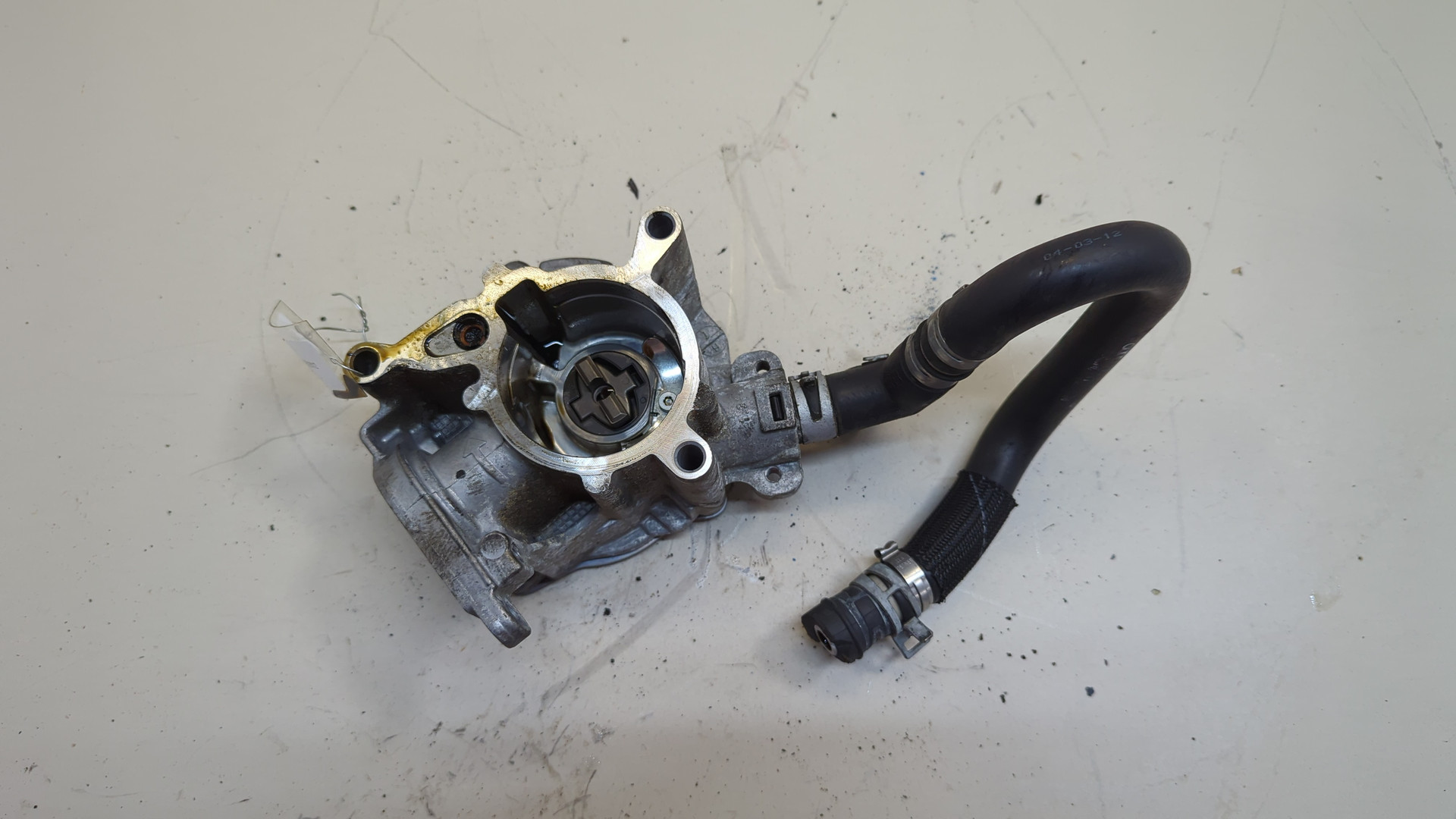 Насос вакуумный