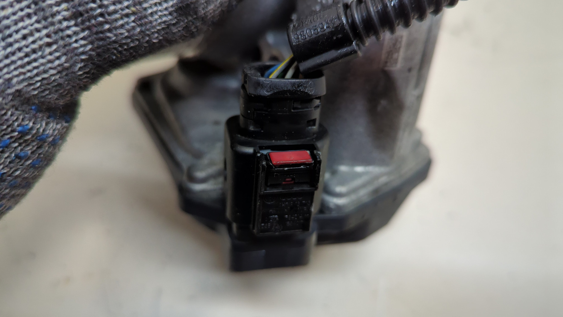 Заслонка дроссельная электрическая