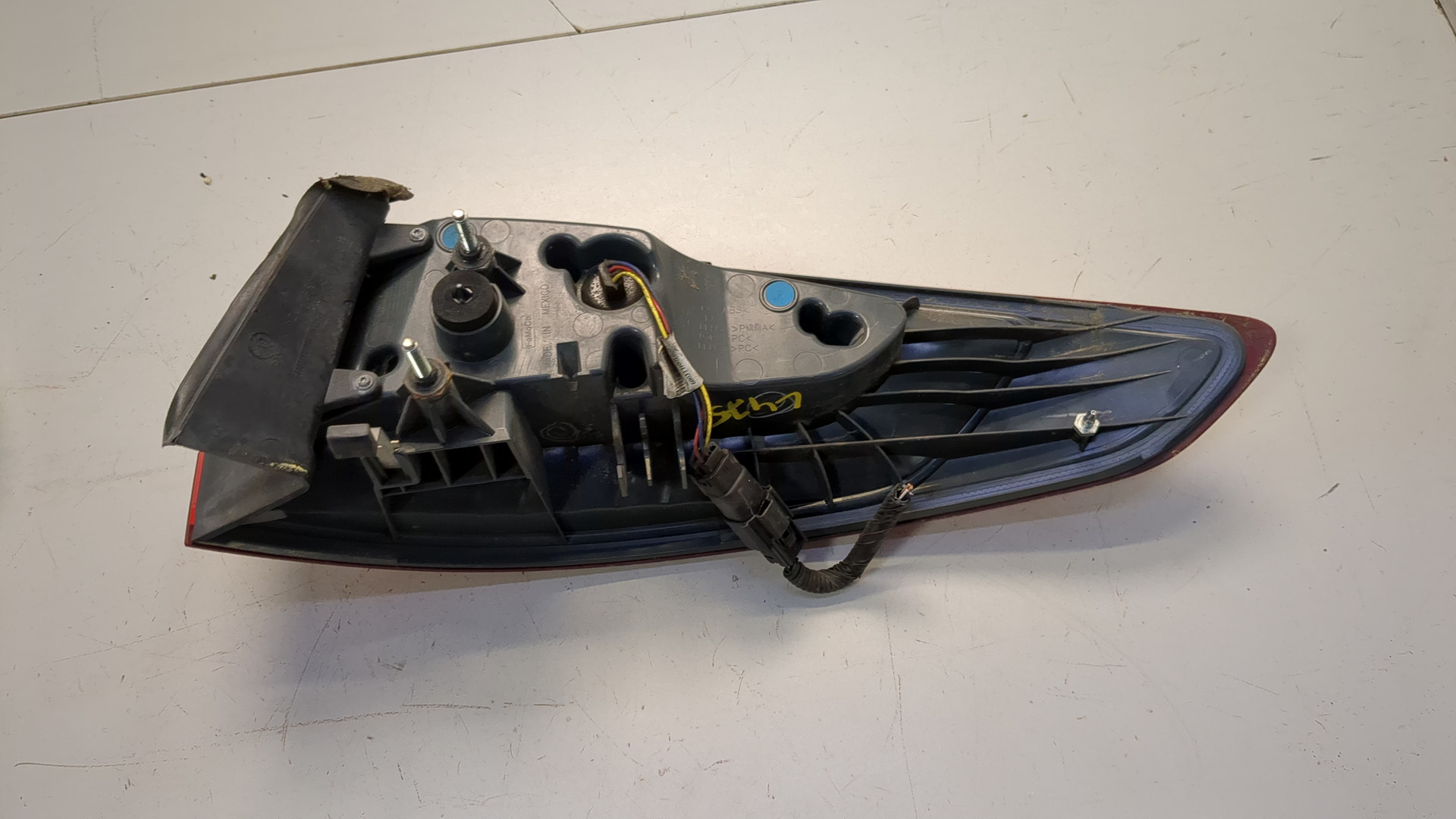 Фонарь задний левый