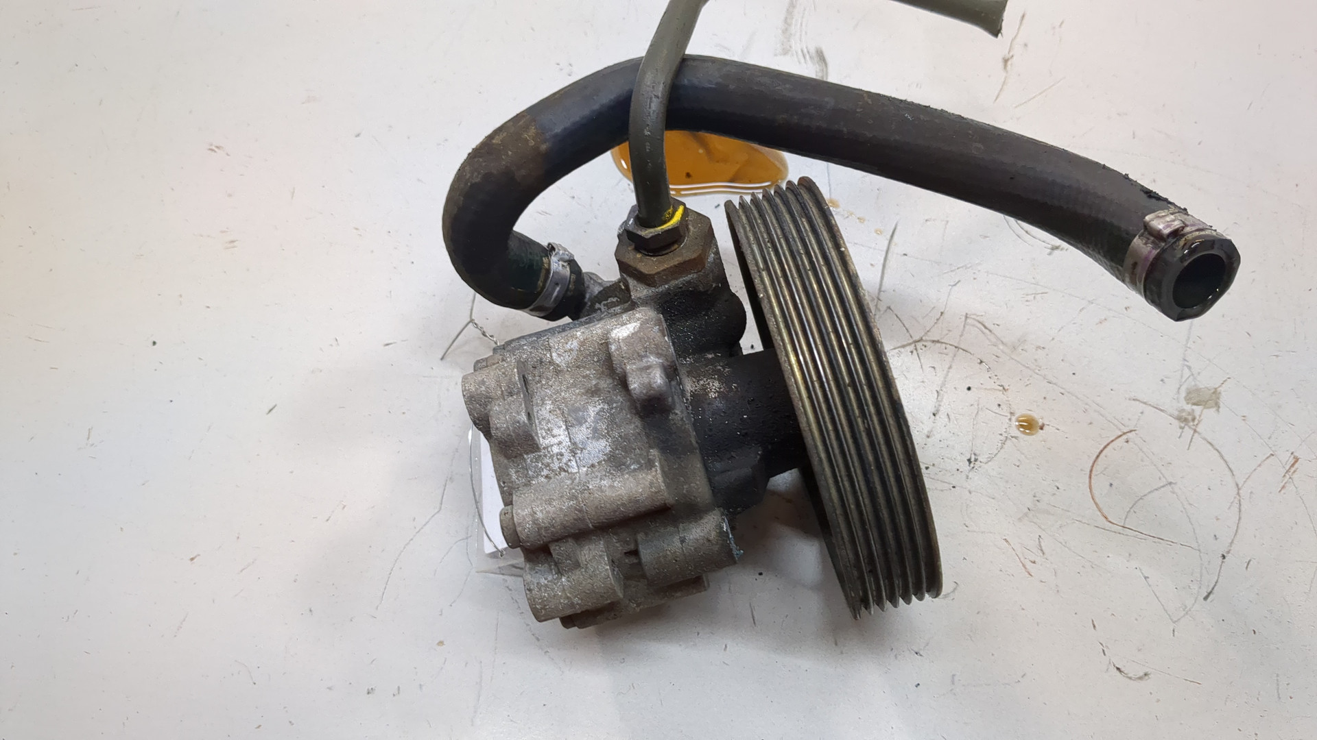 Насос ГУР (гидроусилитель руля)