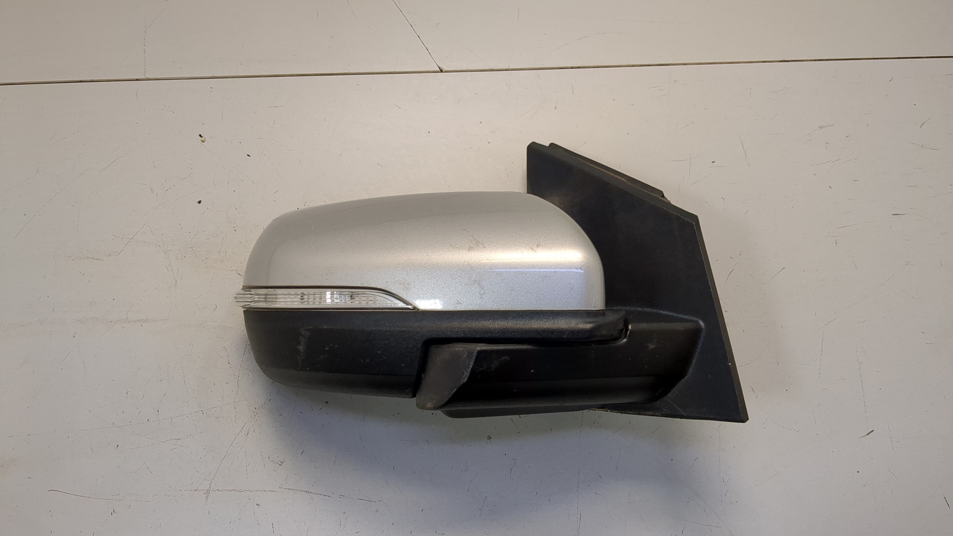 Зеркало правое электрическое