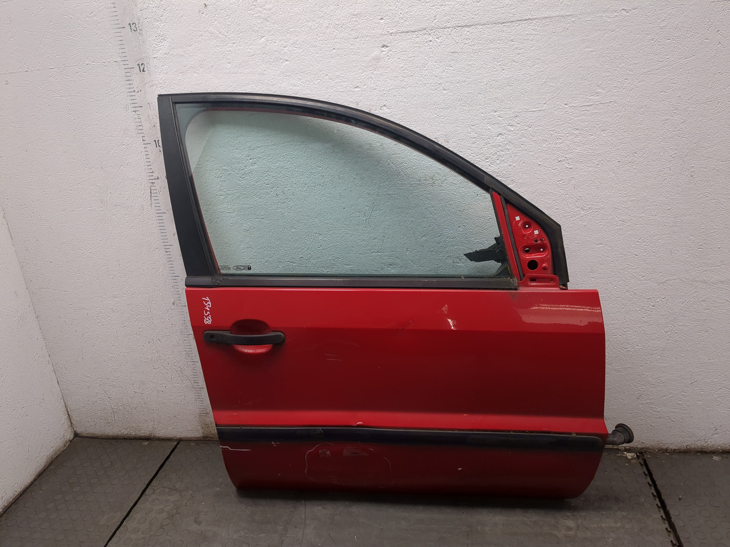 Дверь передняя правая