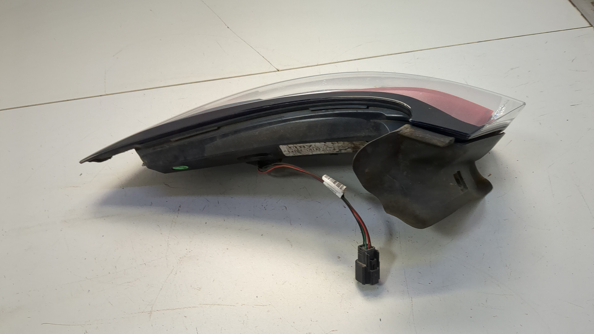 Фонарь задний правый