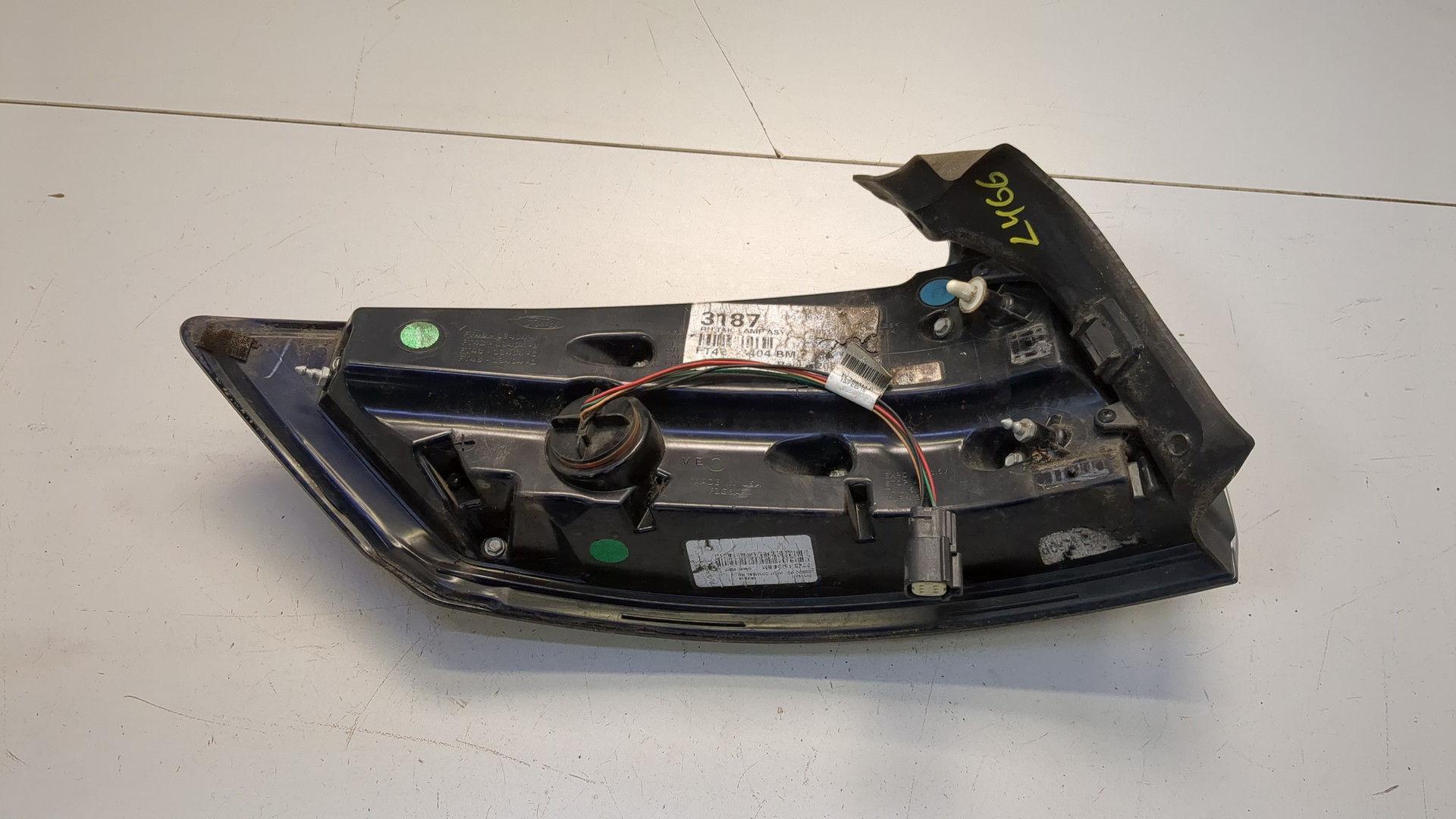 Фонарь задний правый