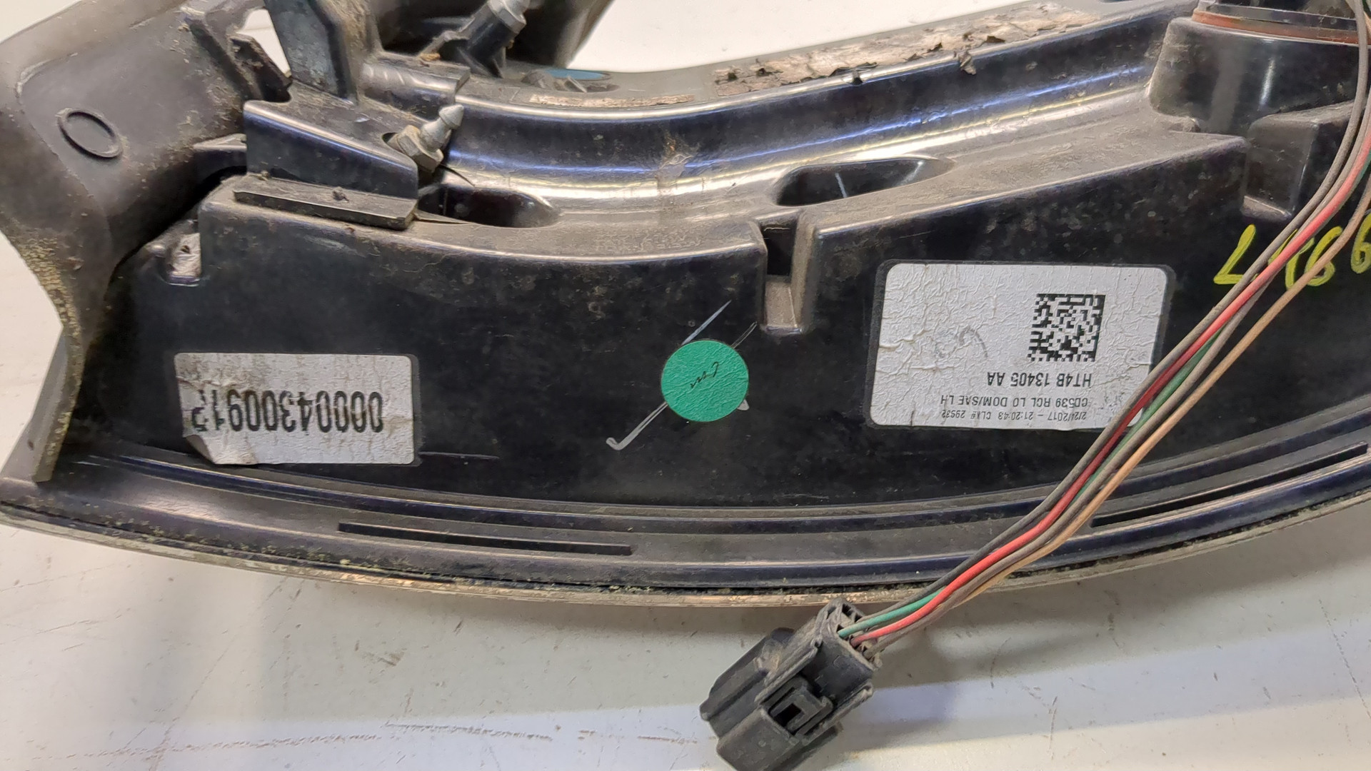 Фонарь задний левый