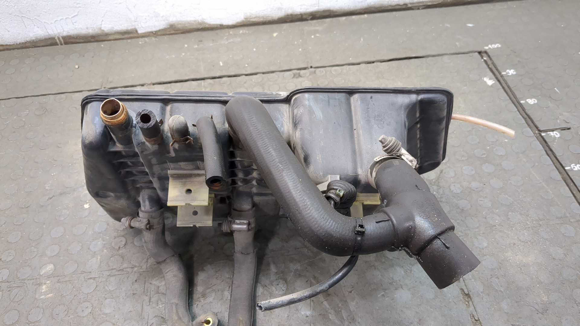 Бачок расширительный