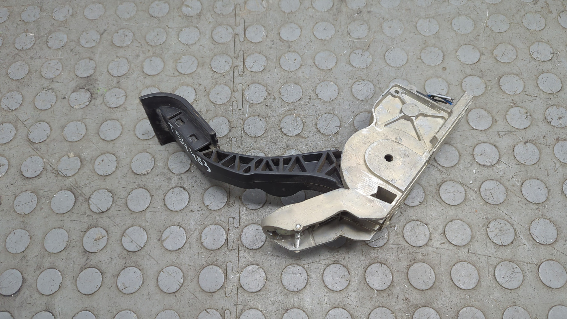 Педаль газа