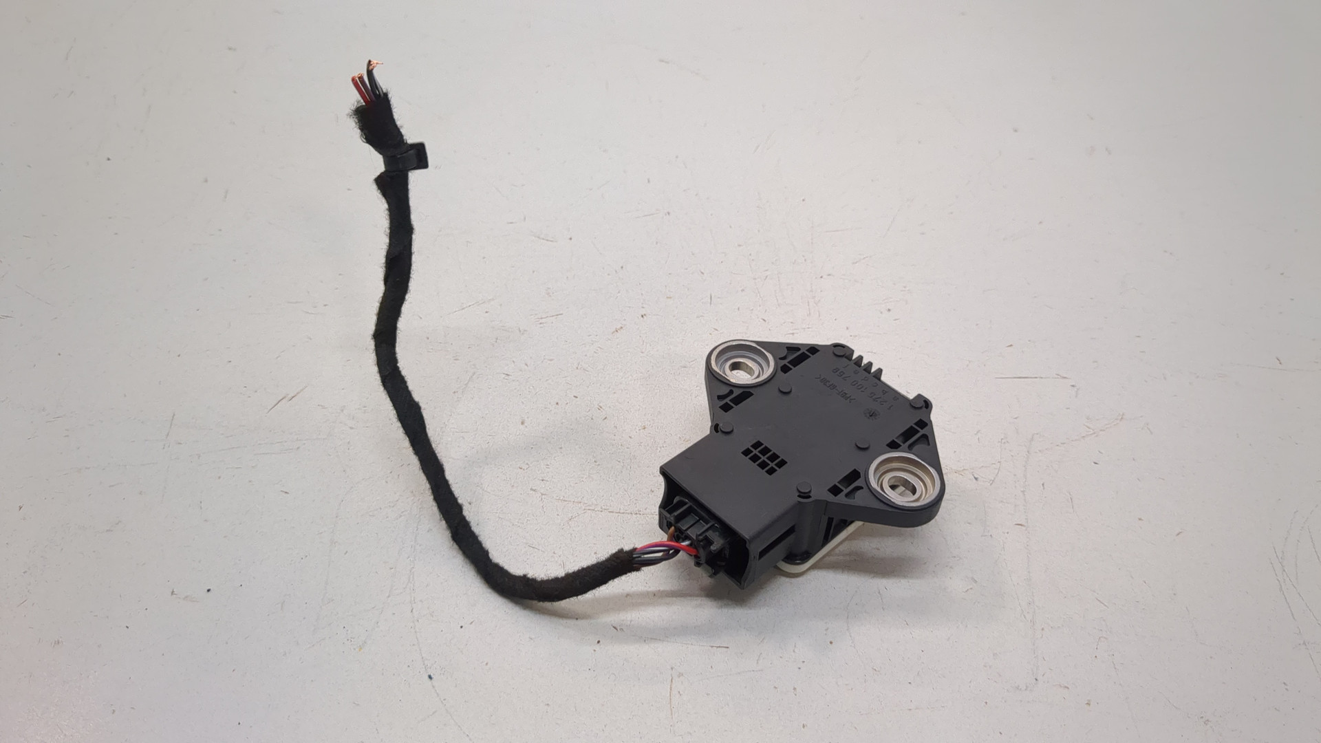 Датчик ускорения