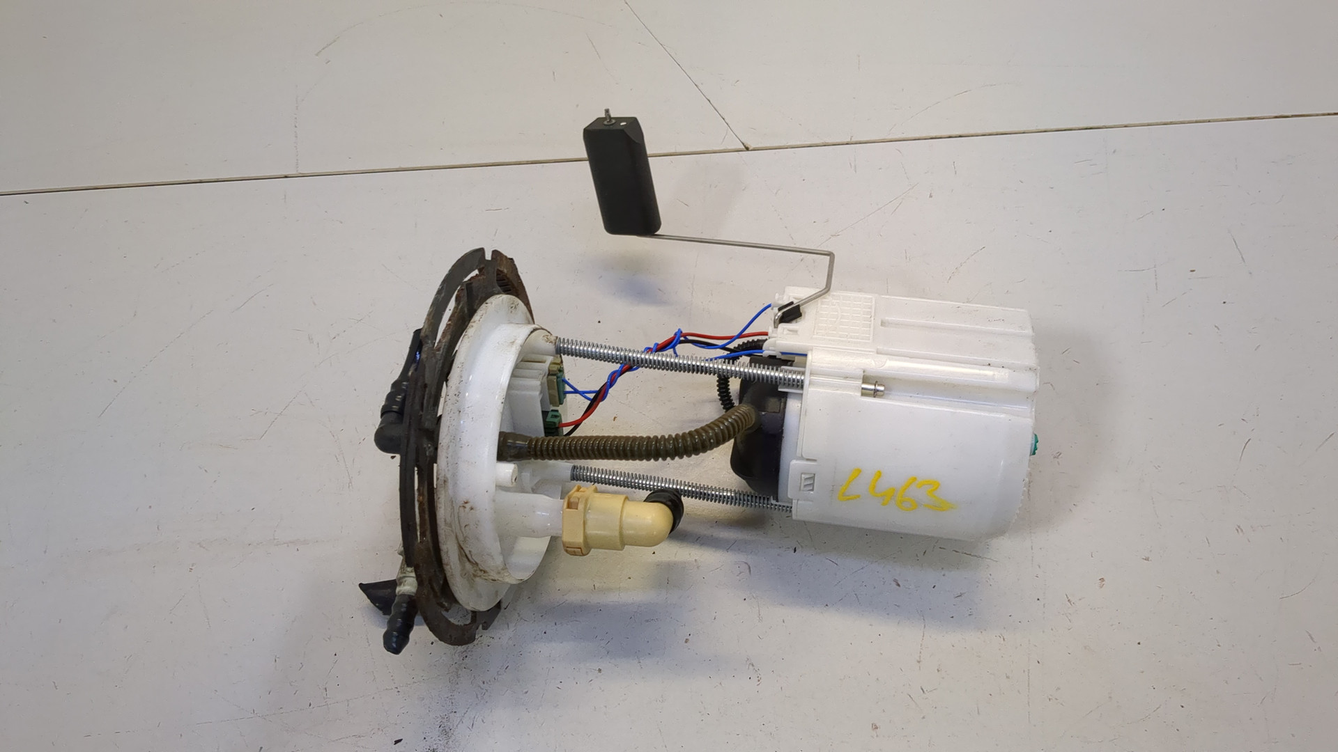 Насос топливный электрический