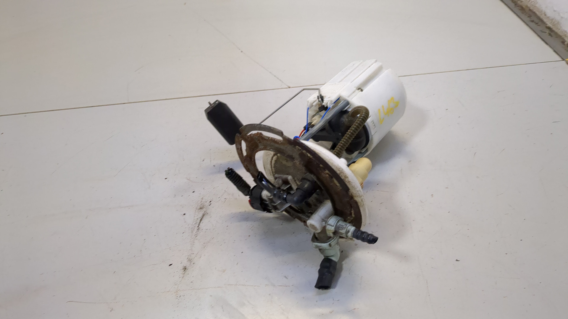 Насос топливный электрический