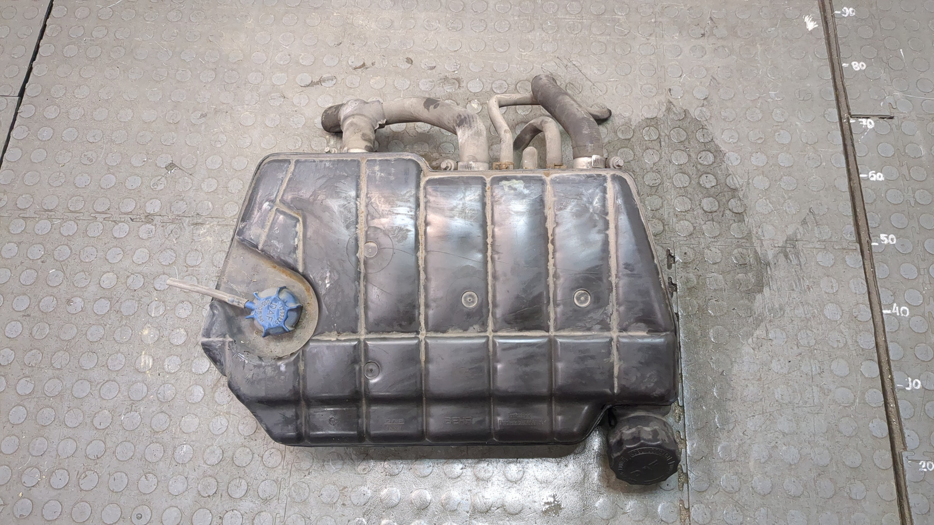 Бачок расширительный