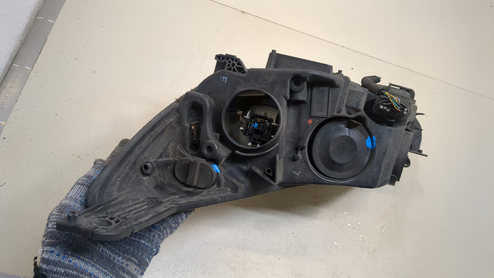 Фара правая