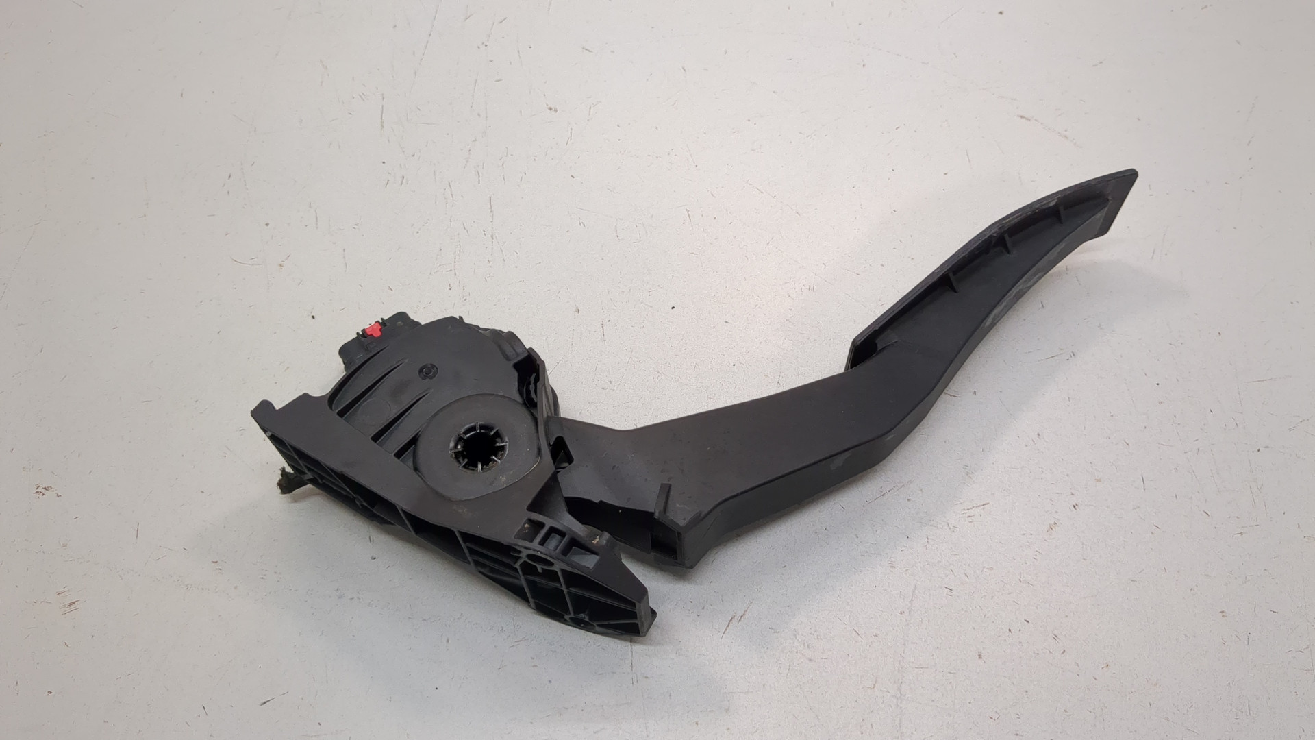 Педаль газа