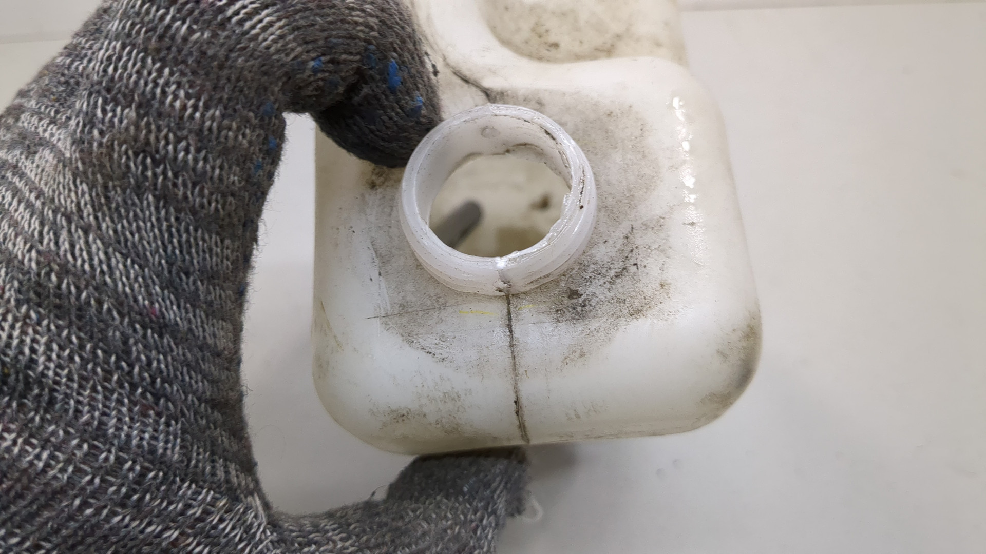 Бачок расширительный