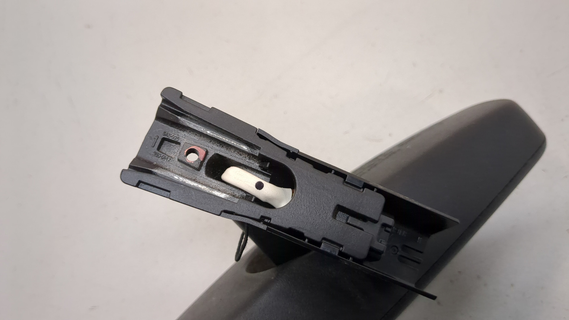 Зеркало заднего вида