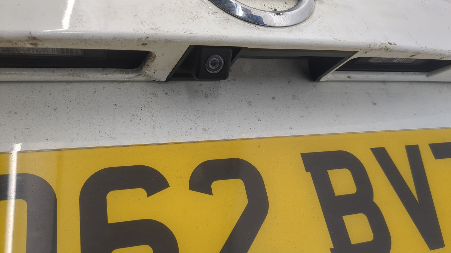 Дверь багажника