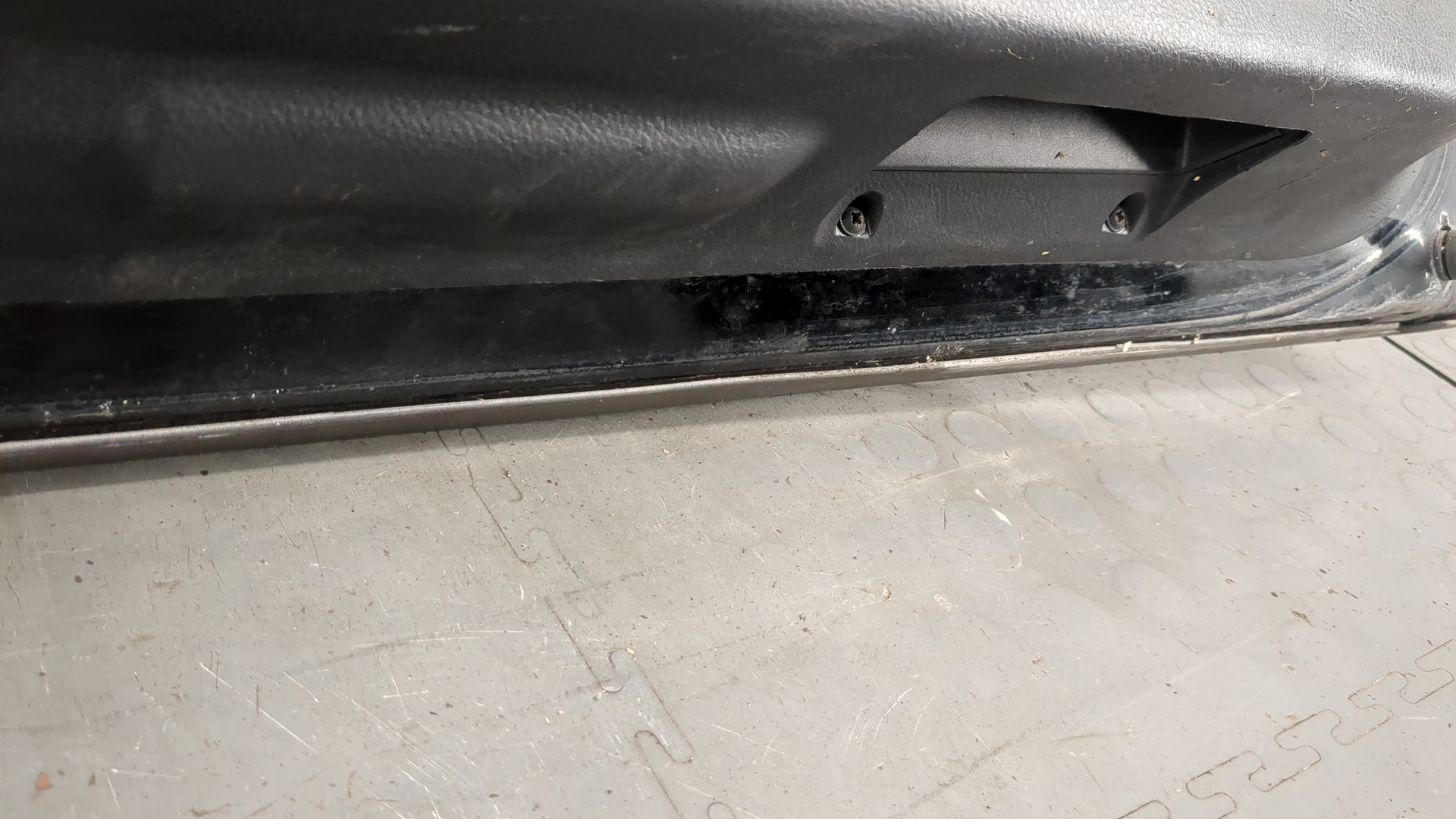 Дверь багажника