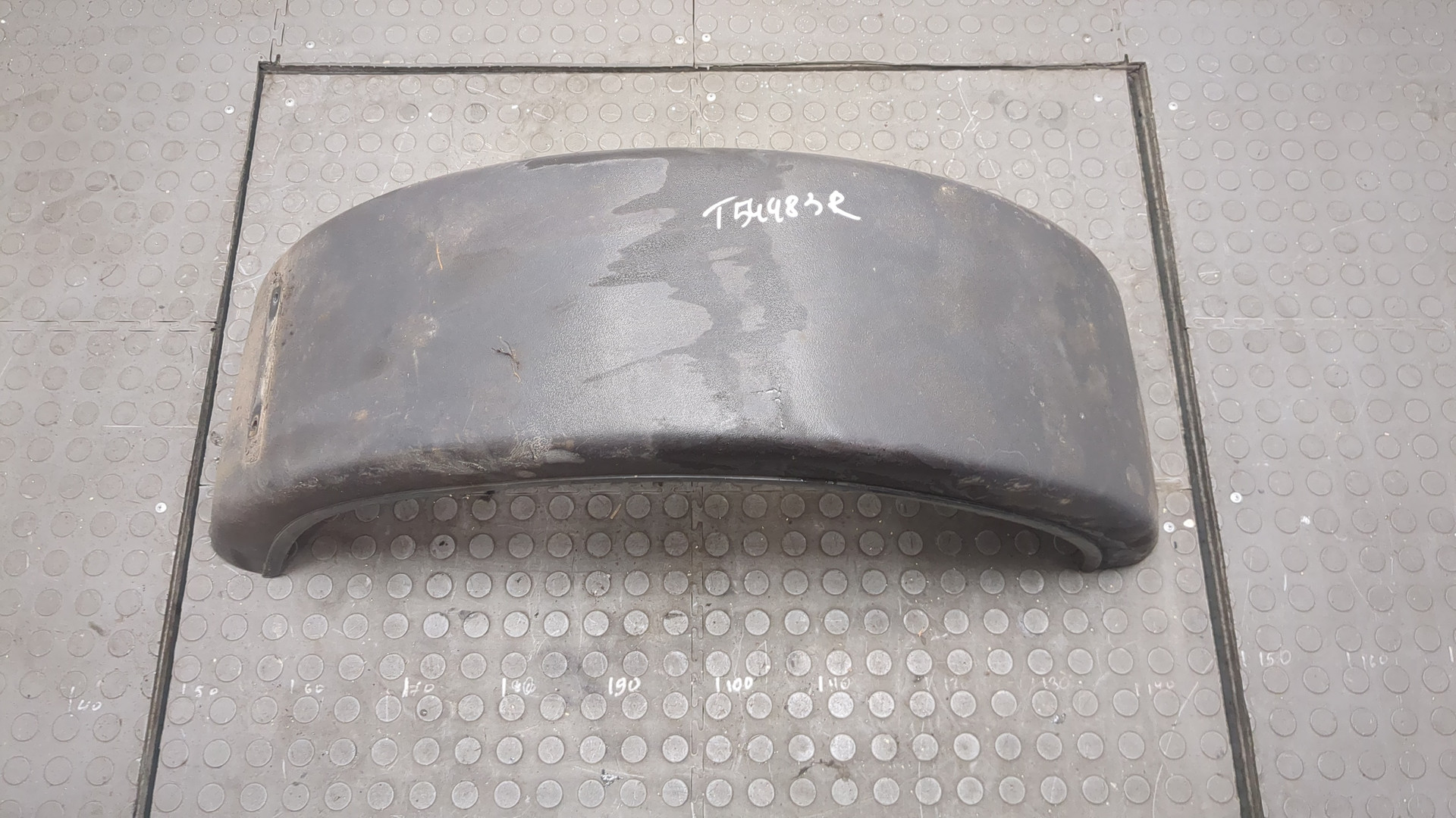 Крыло заднее правое