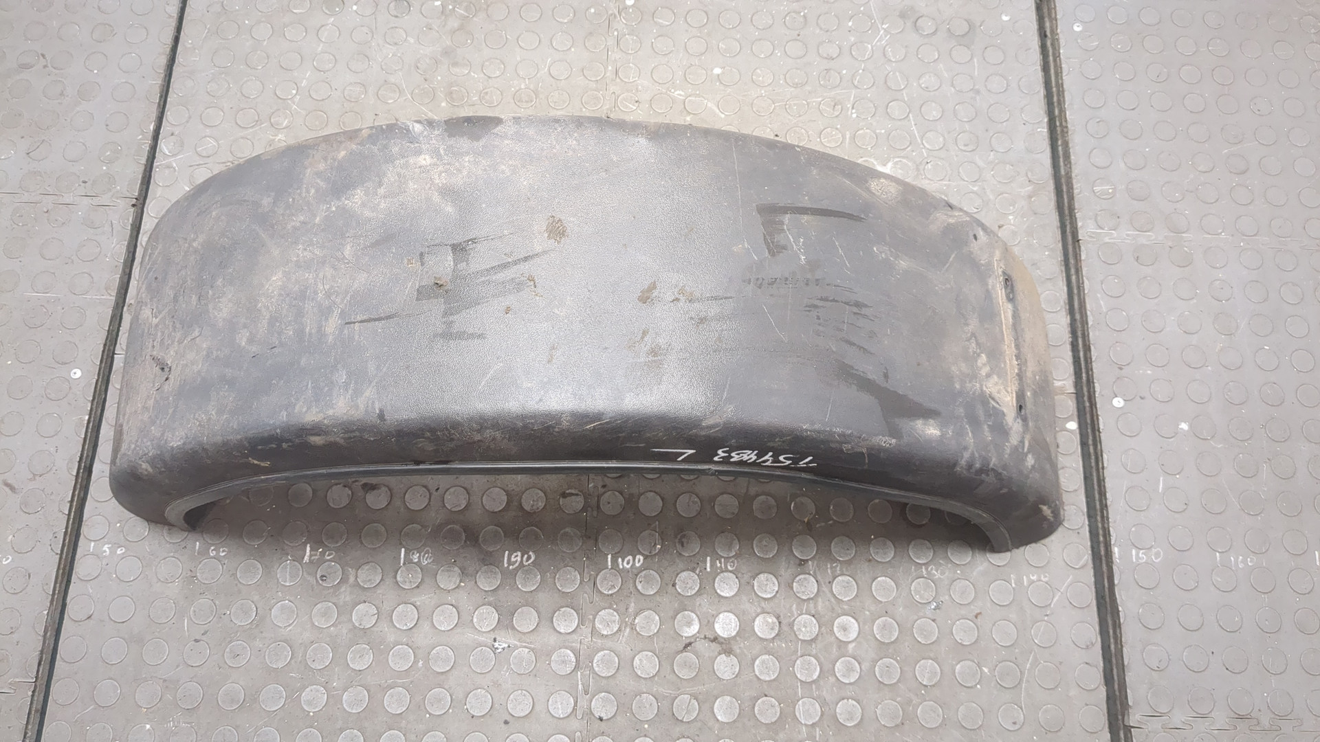 Крыло заднее левое