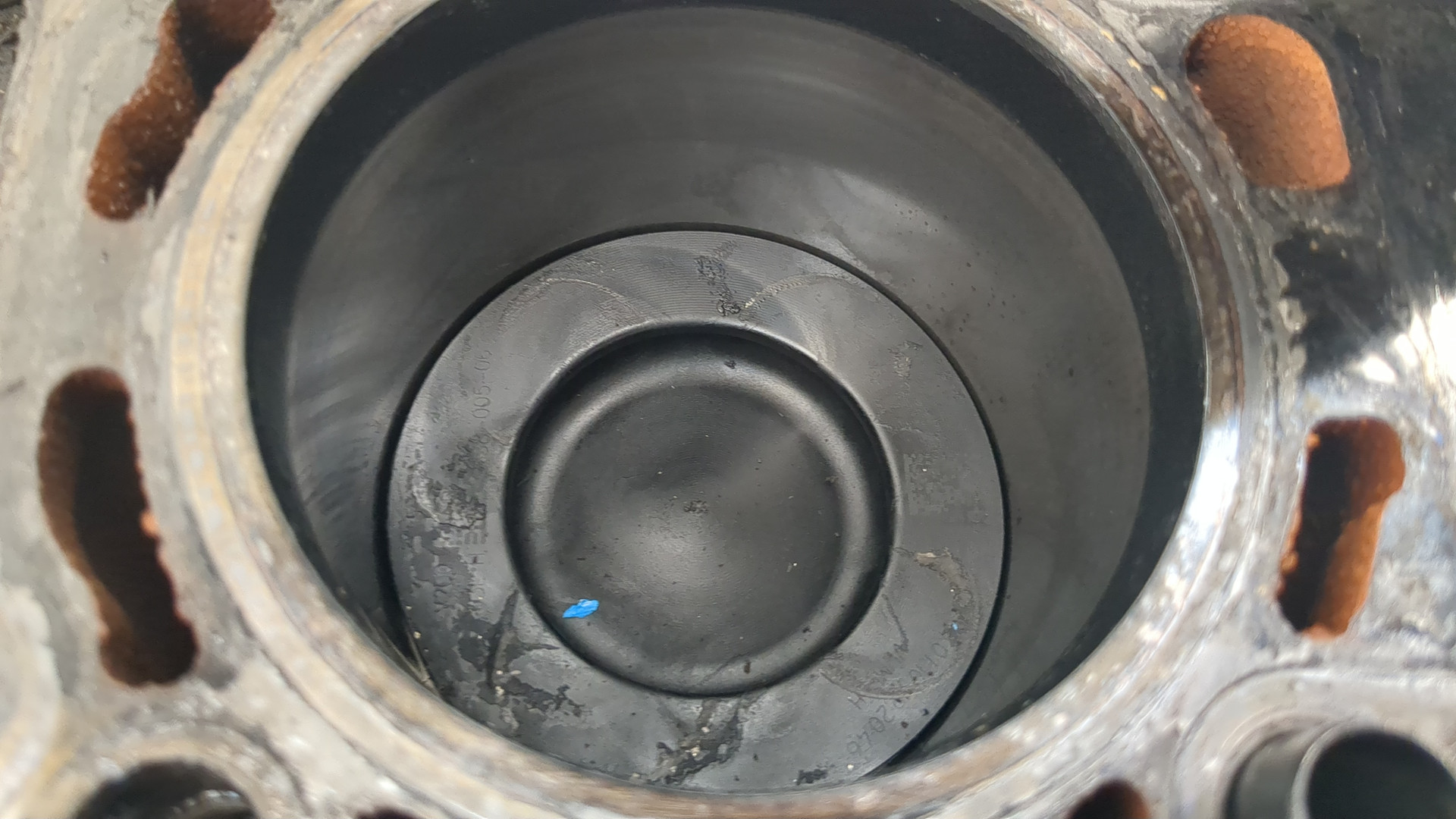 Блок двигателя