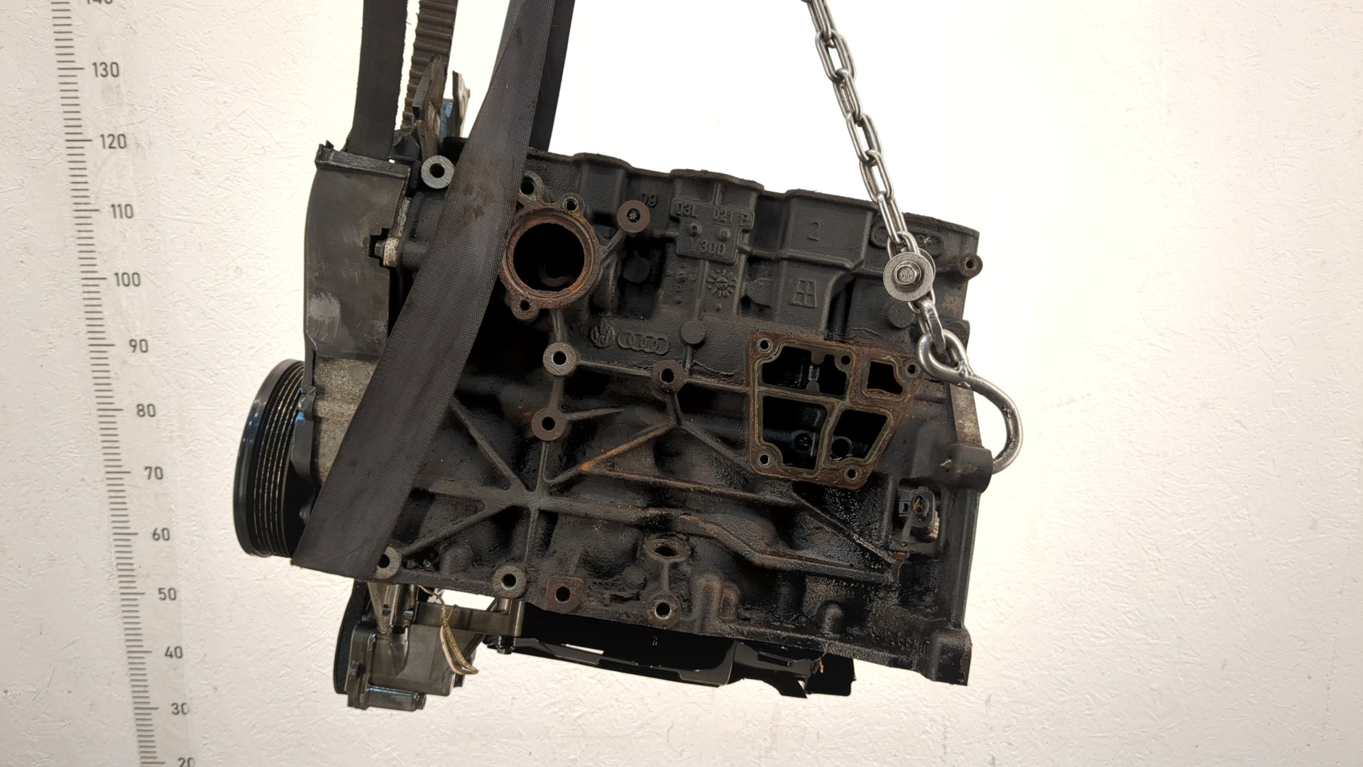 Блок двигателя