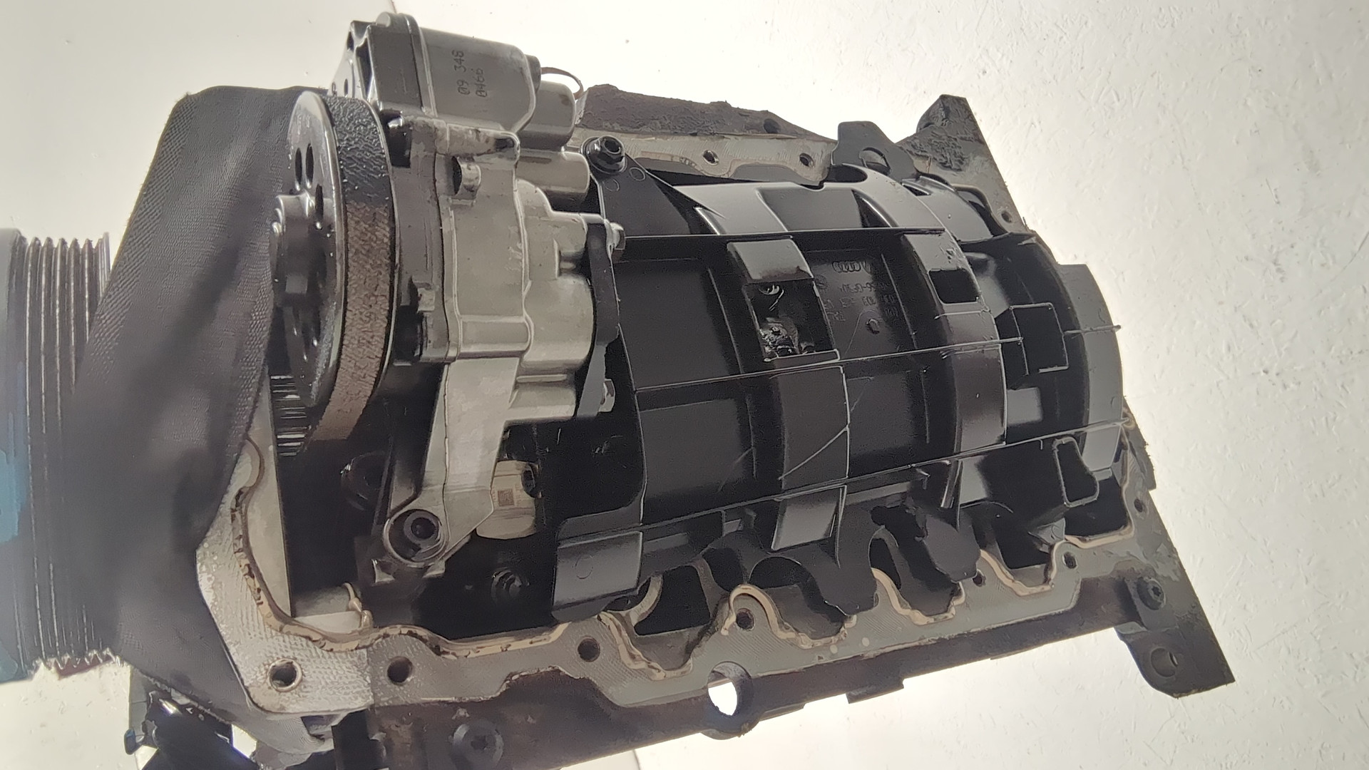 Блок двигателя