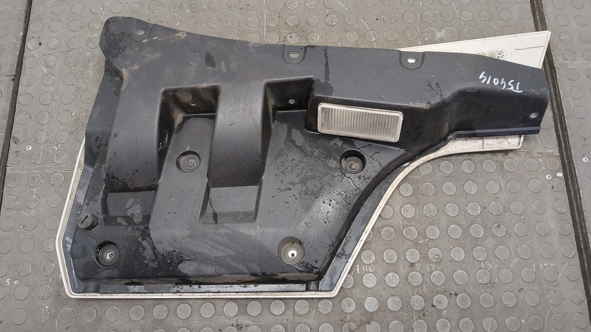 Уплотнитель двери