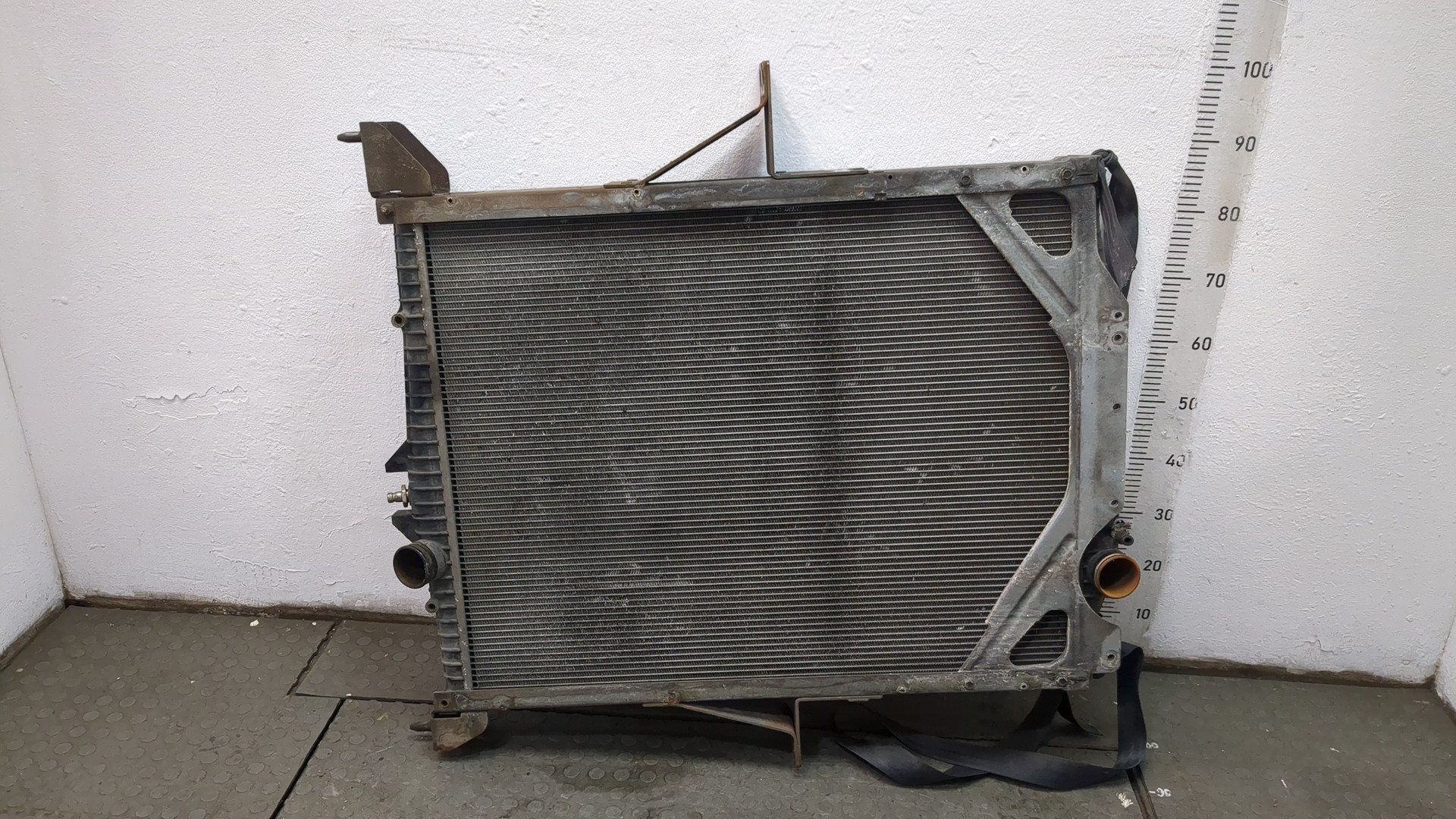 Радиатор охлаждения двигателя основной