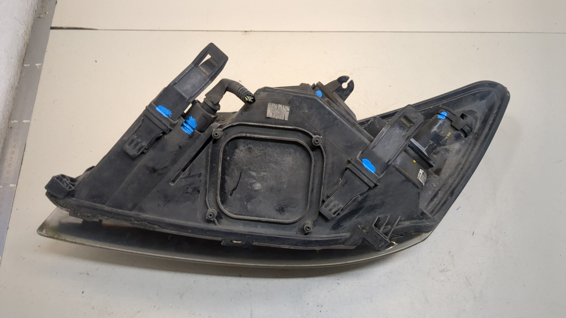 Фара правая