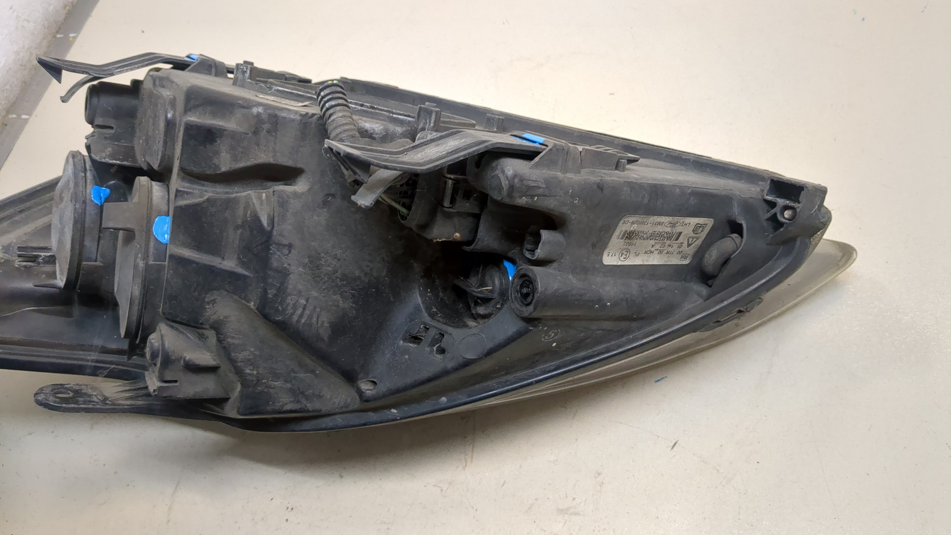 Фара правая