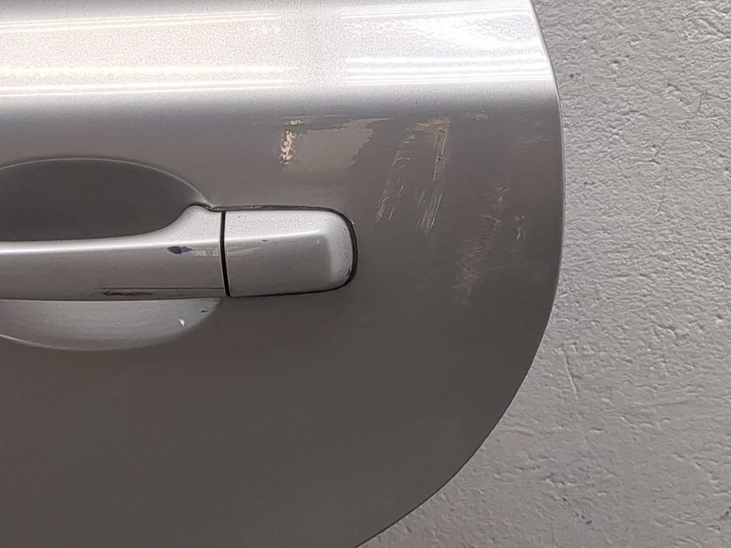 Дверь задняя левая