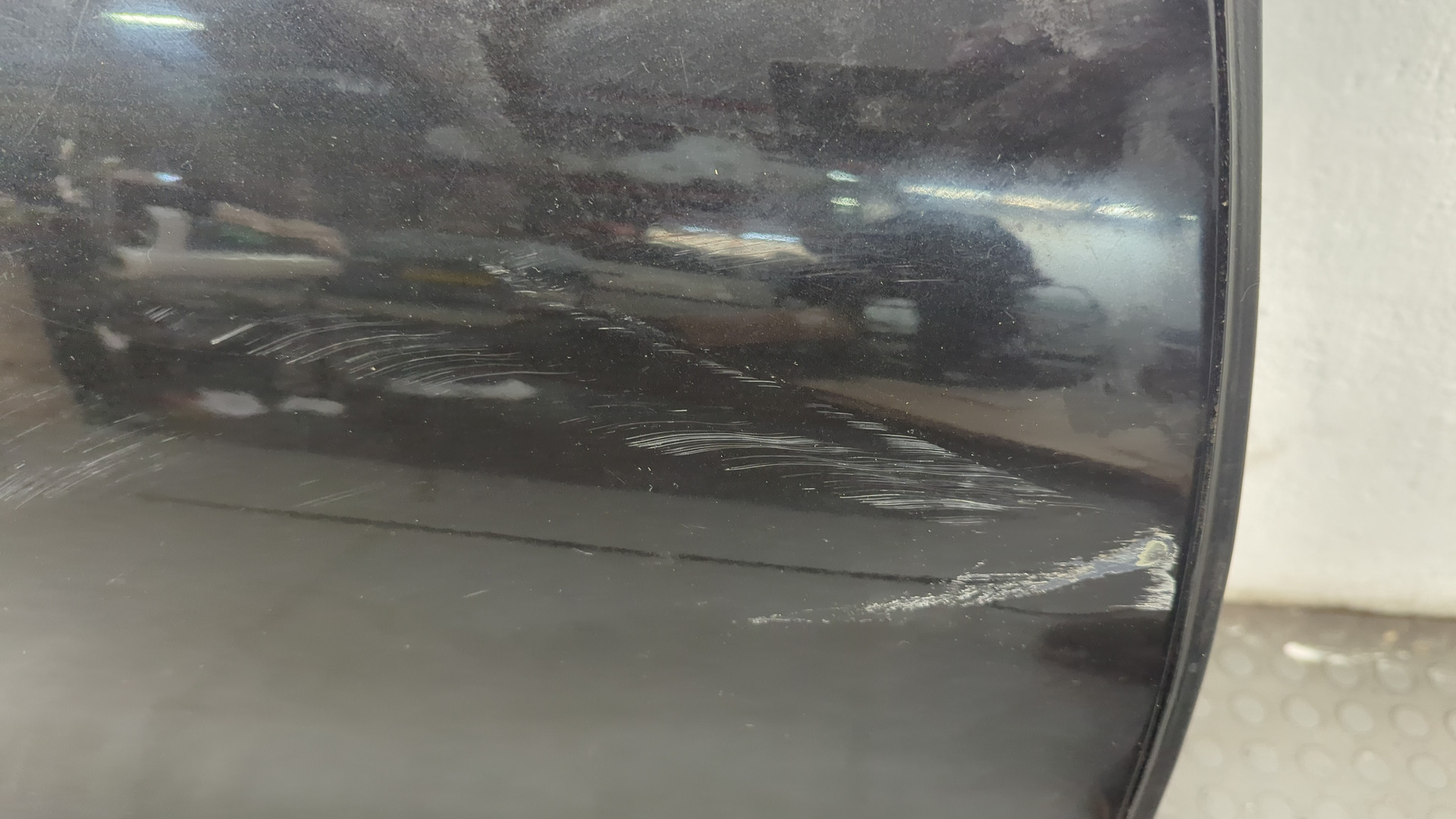 Дверь задняя правая