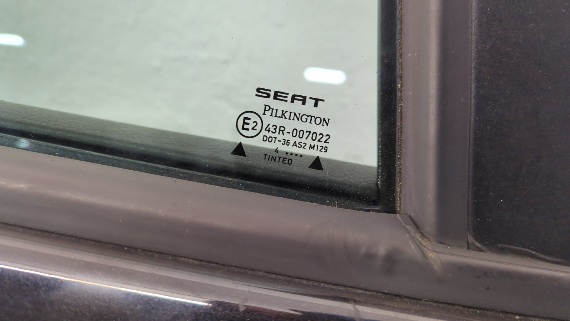 Дверь задняя правая