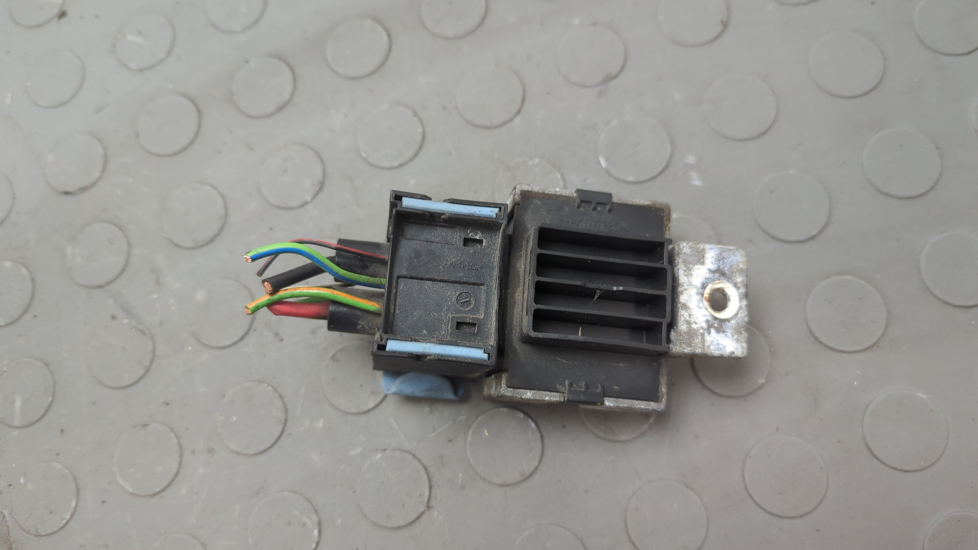 Реле свечей накала